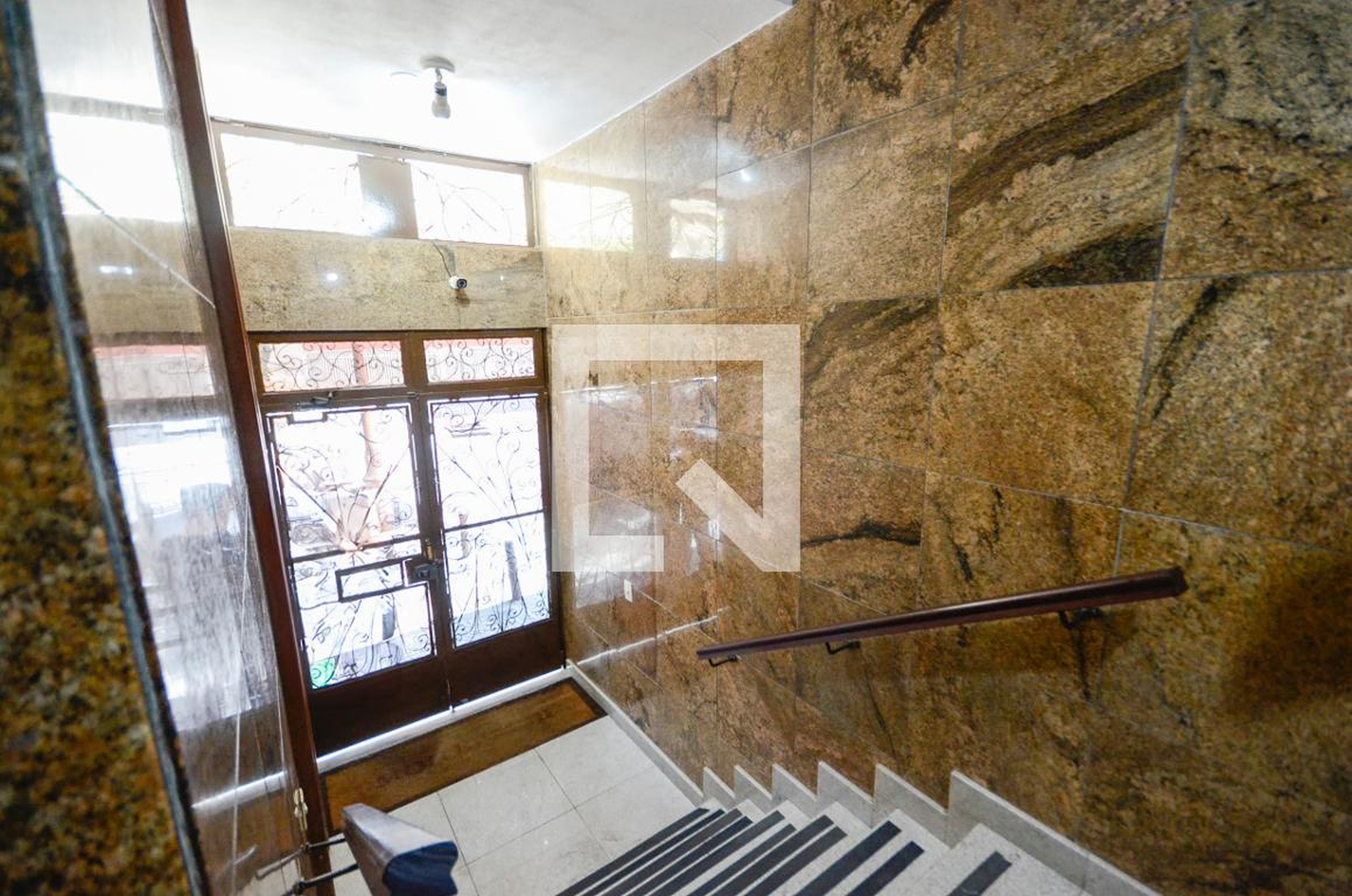 Hall - Edifício Mon Real III