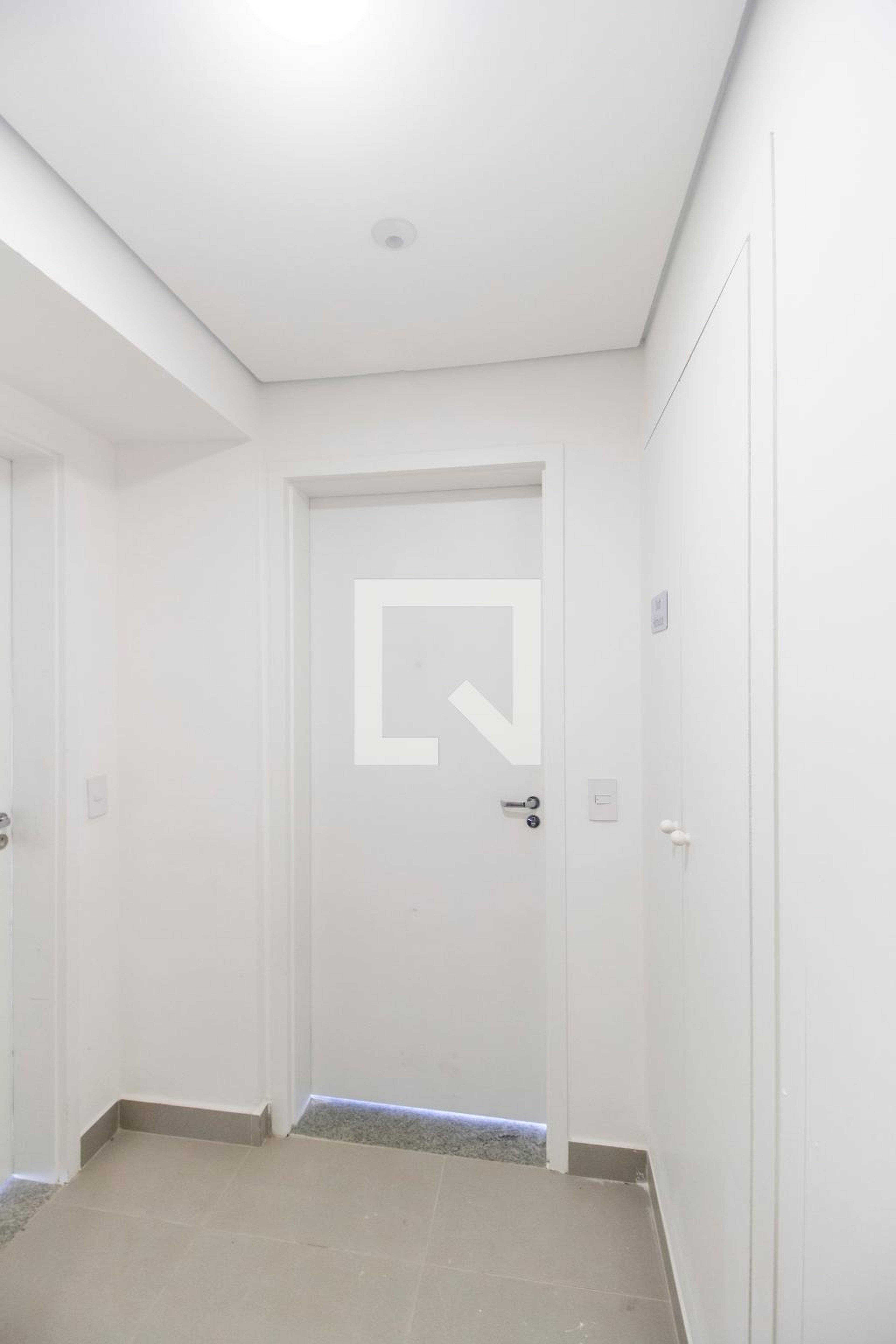 Entrada Condomínio em Rua Roraima, 122