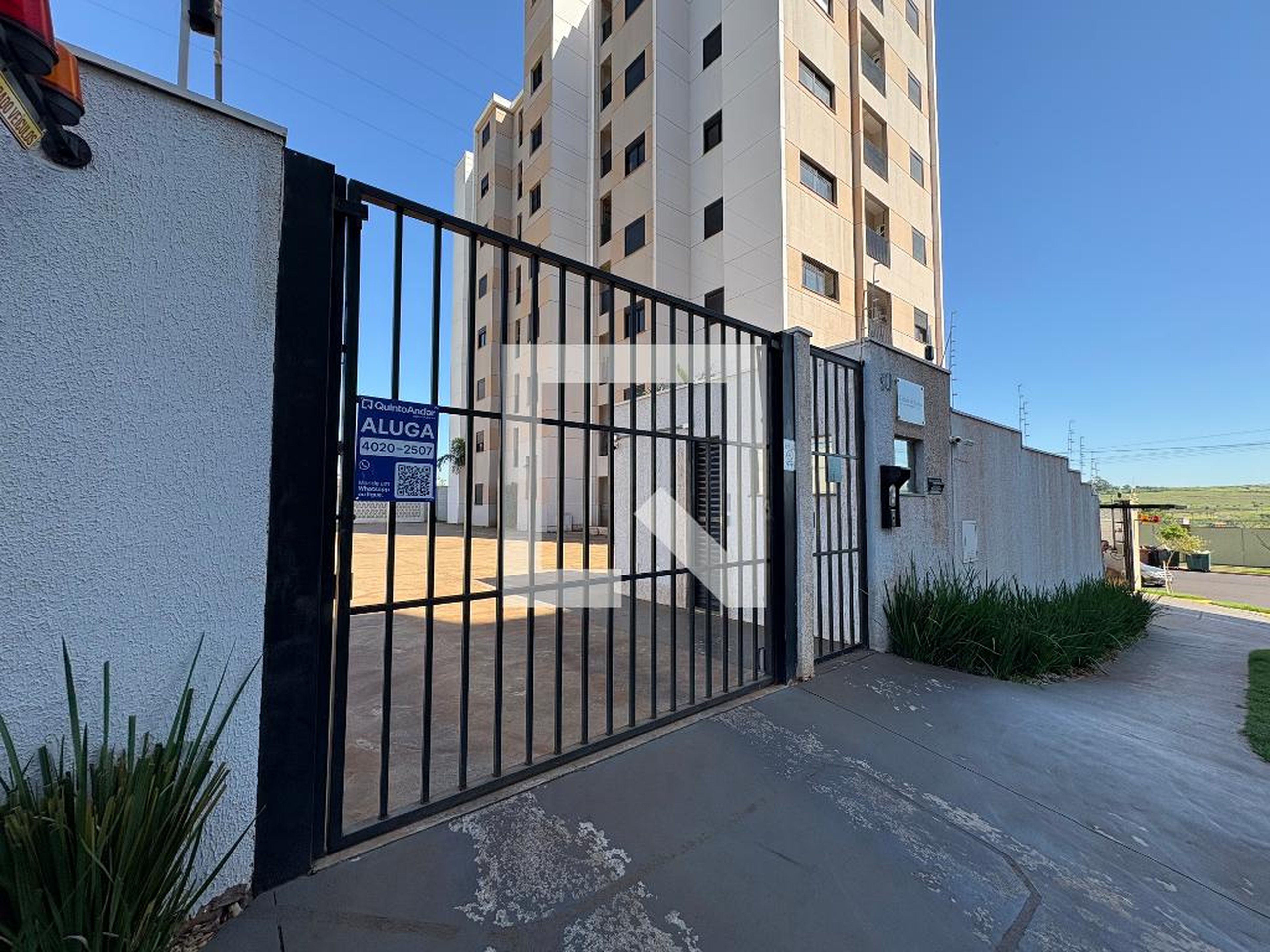 Fachada Condomínio Cidade de Lucca