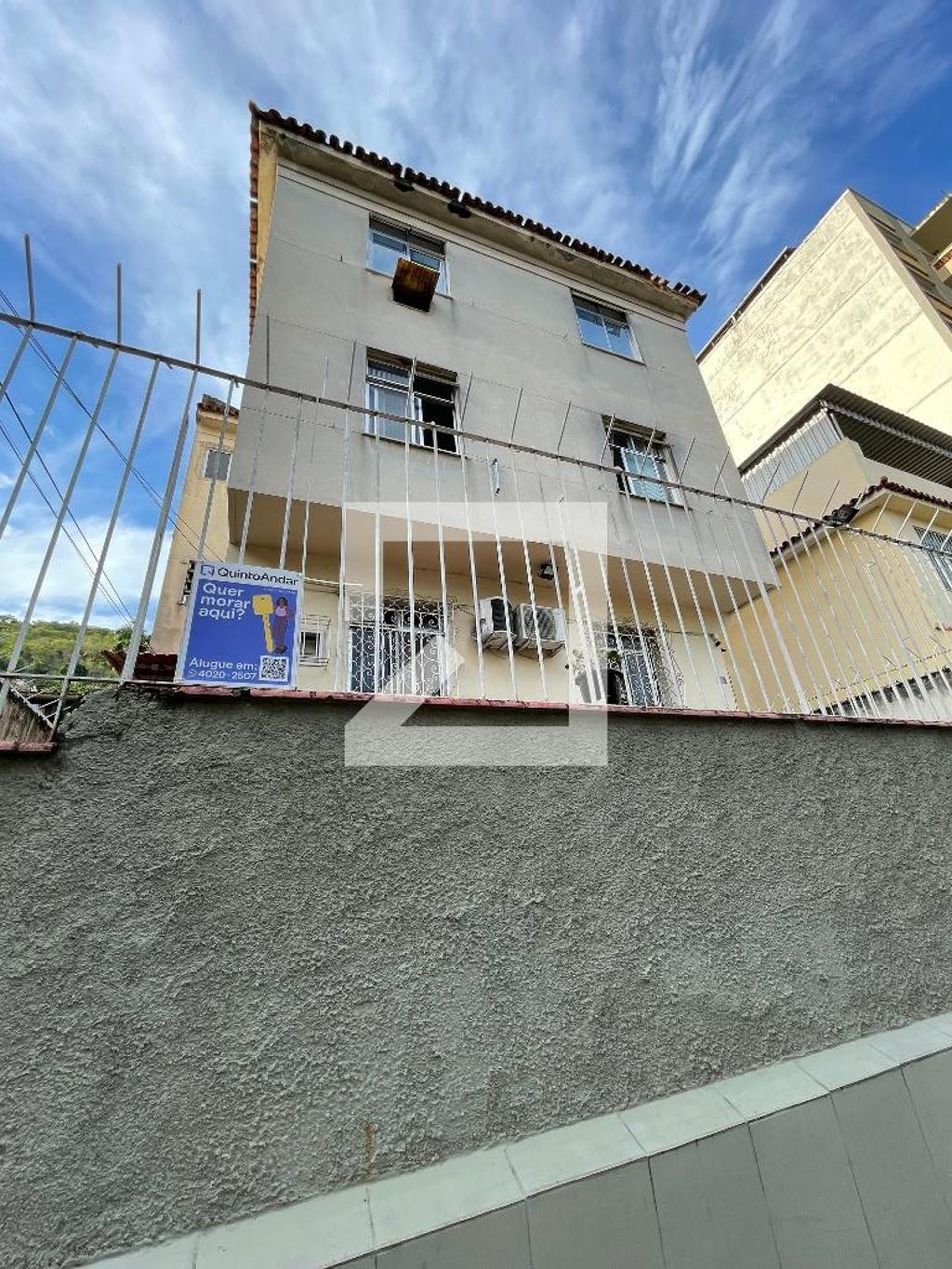 Fachada Condomínio em Rua Senador Nabuco, 96