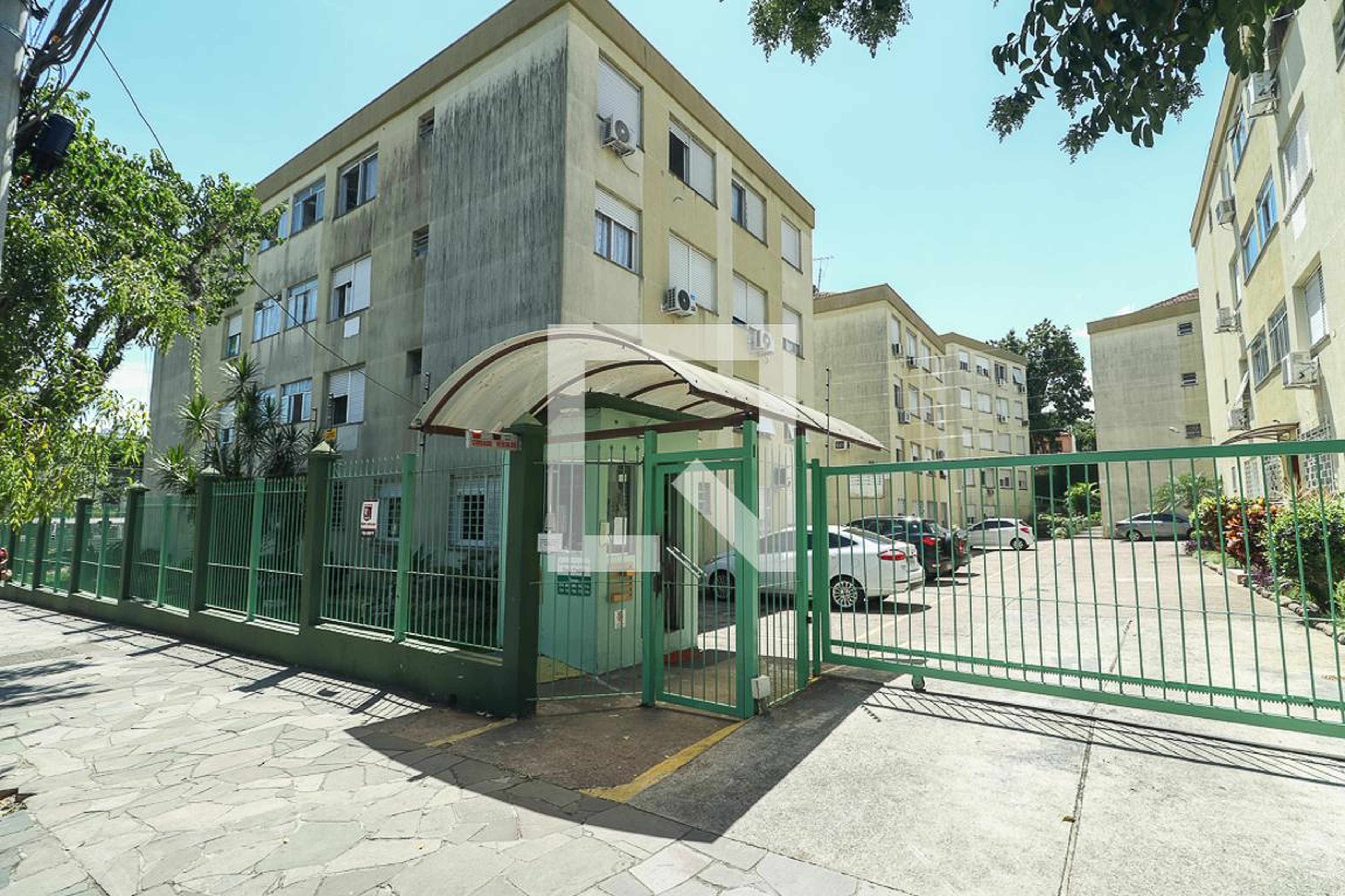 Fachada Condomínio em Rua Sapé, 700