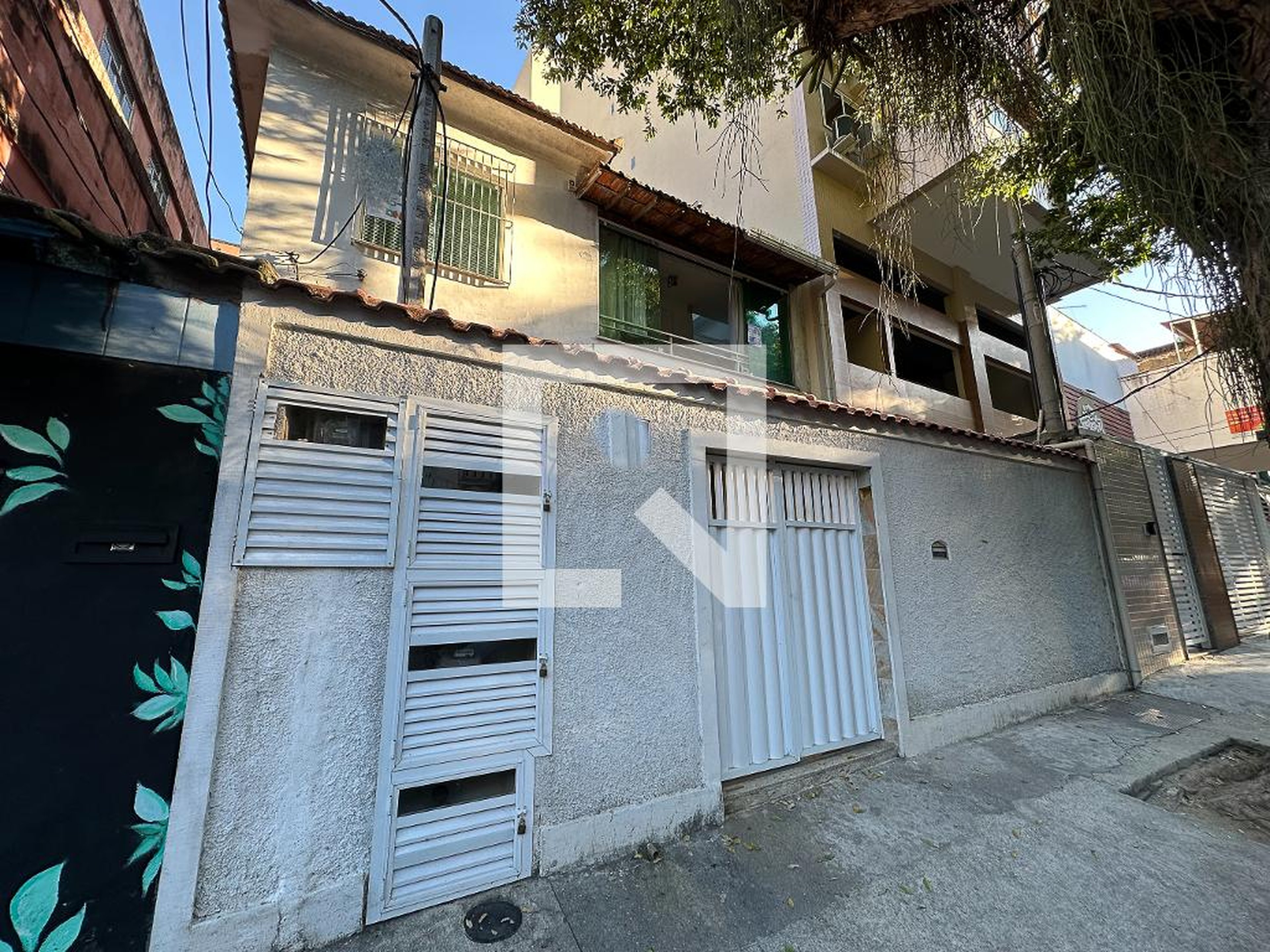 Fachada Condomínio em Rua Álvaro Ramos, 535