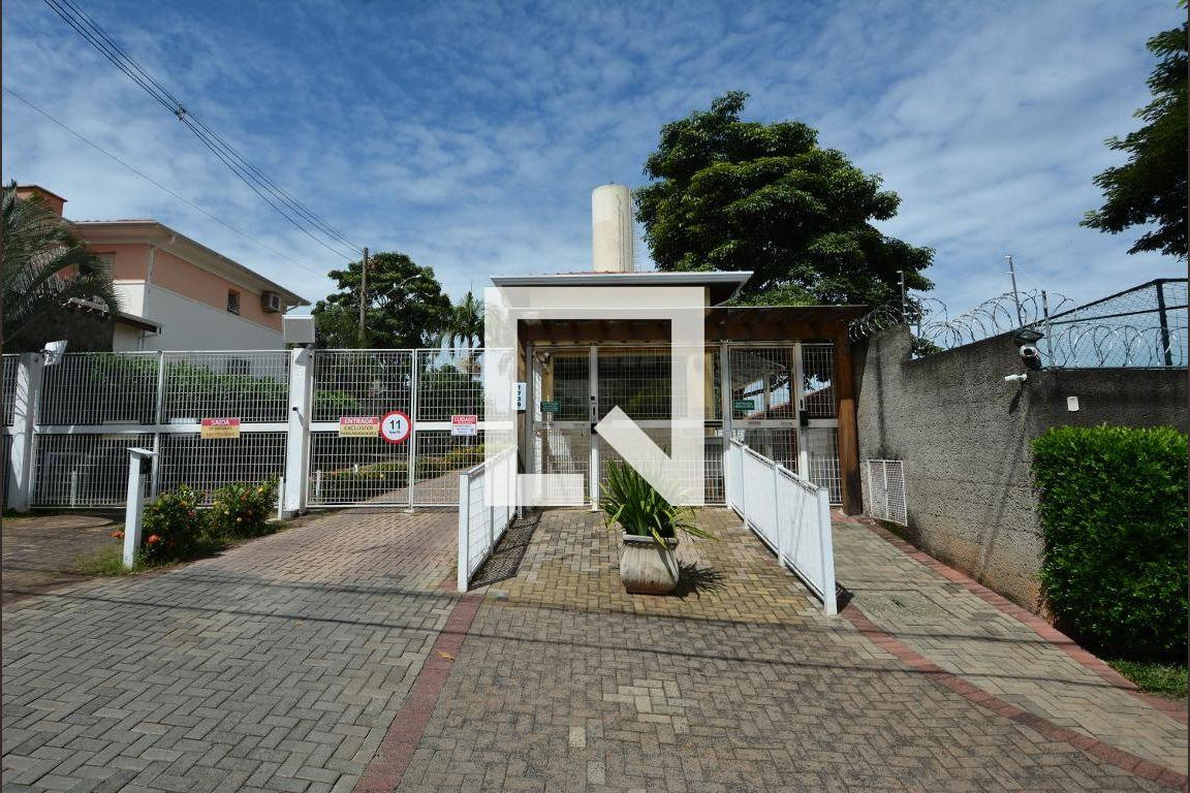 Fachada do Condomínio Condomínio Patio das Alamedas