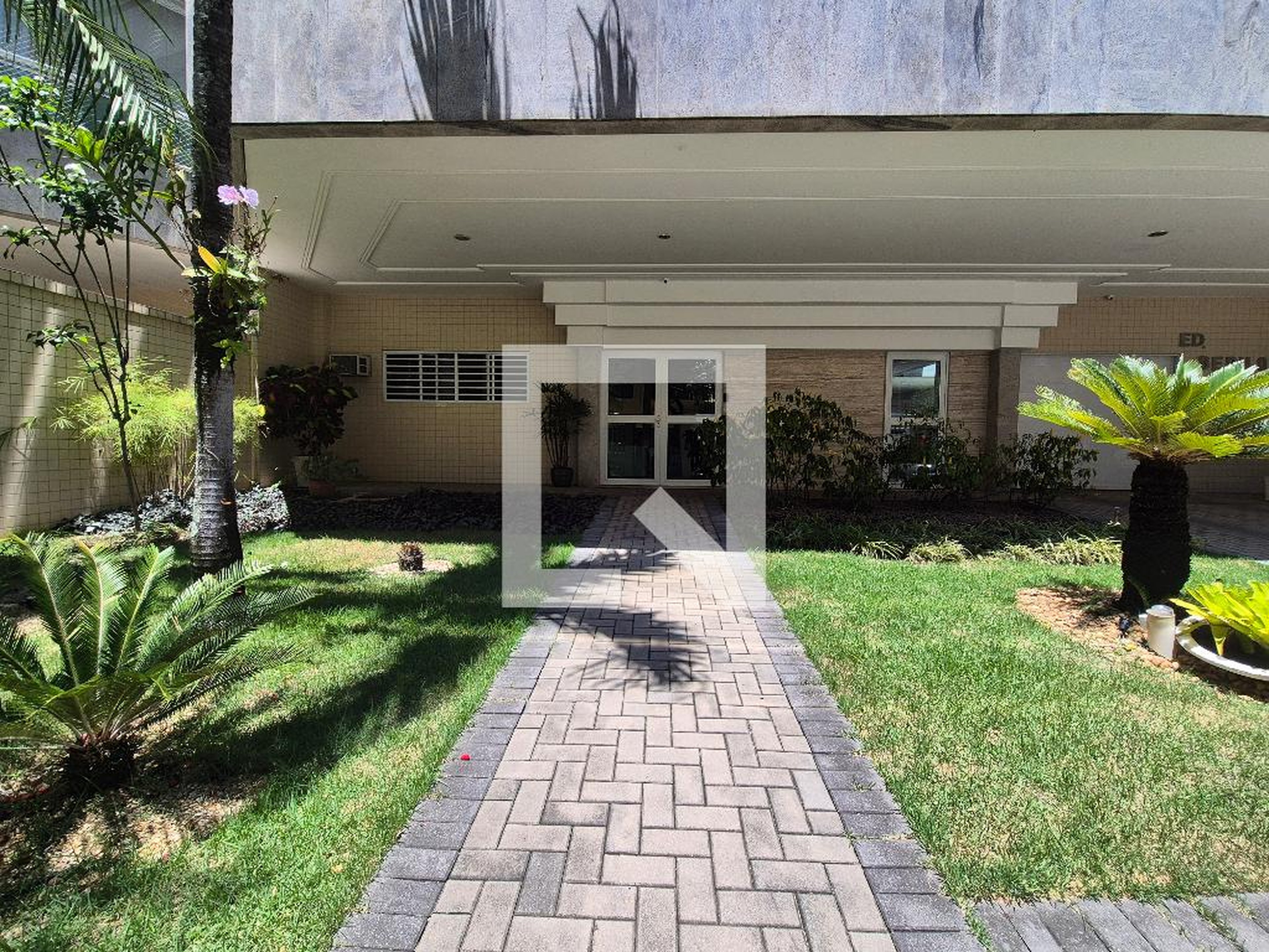 Entrada - Edifício Berilo