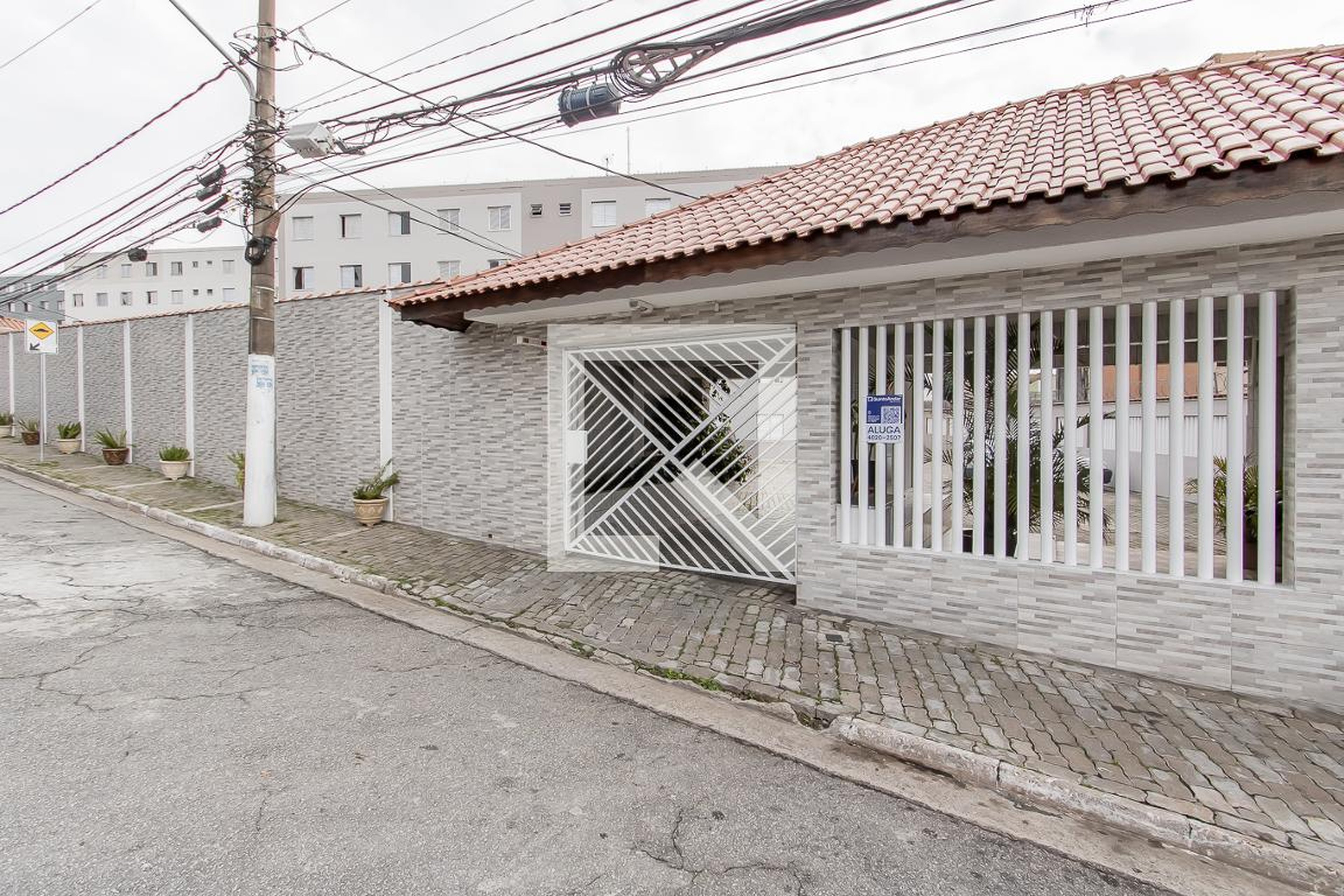 Fachada Condomínio em Rua Davi Banderali, 221