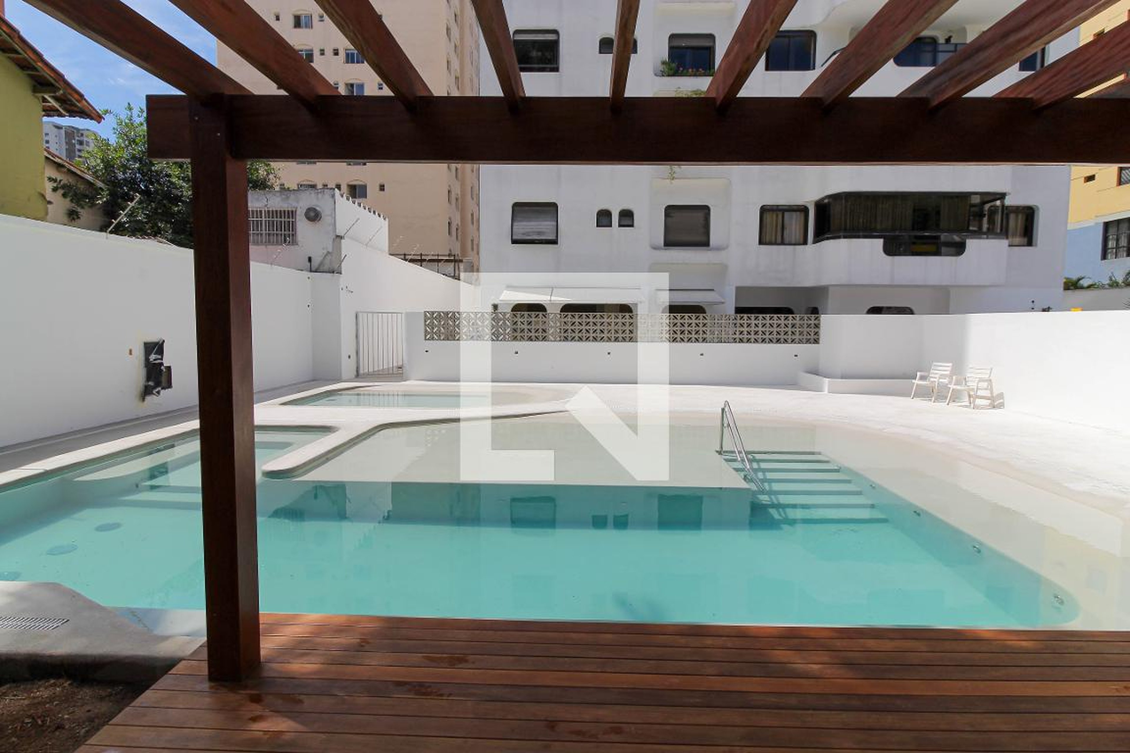 Piscina - Maison Des Alouettes