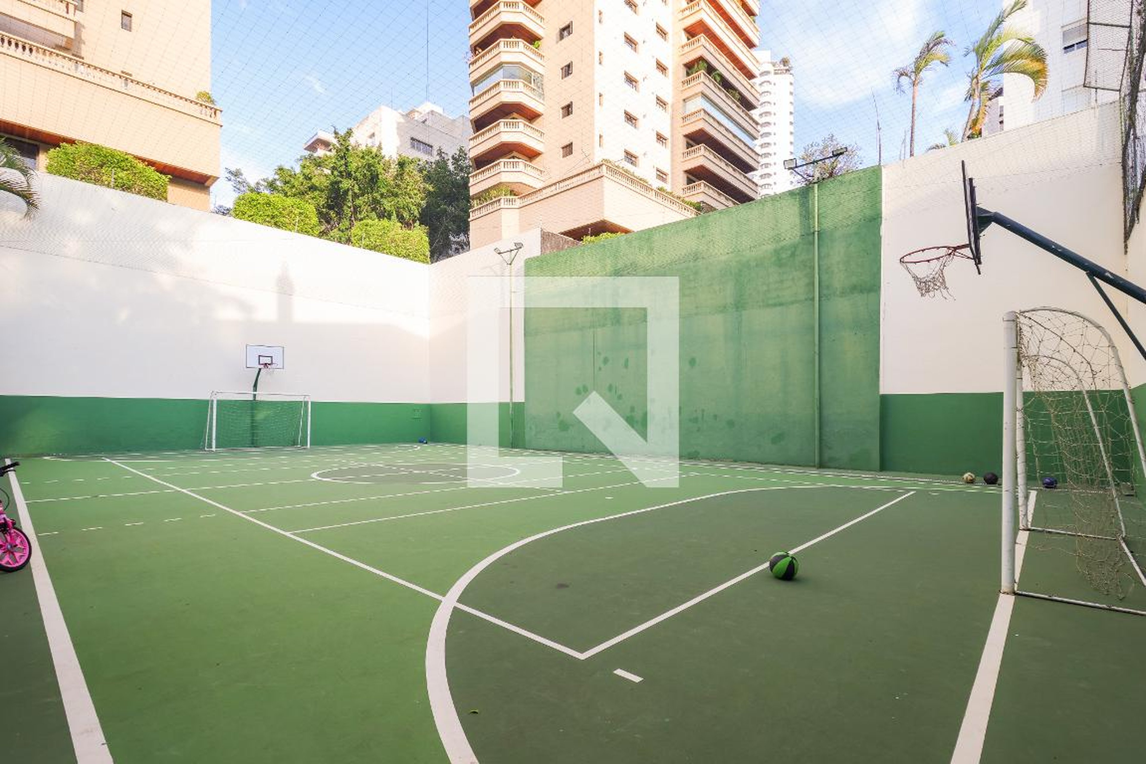 Quadra Esportiva - Gold Village II