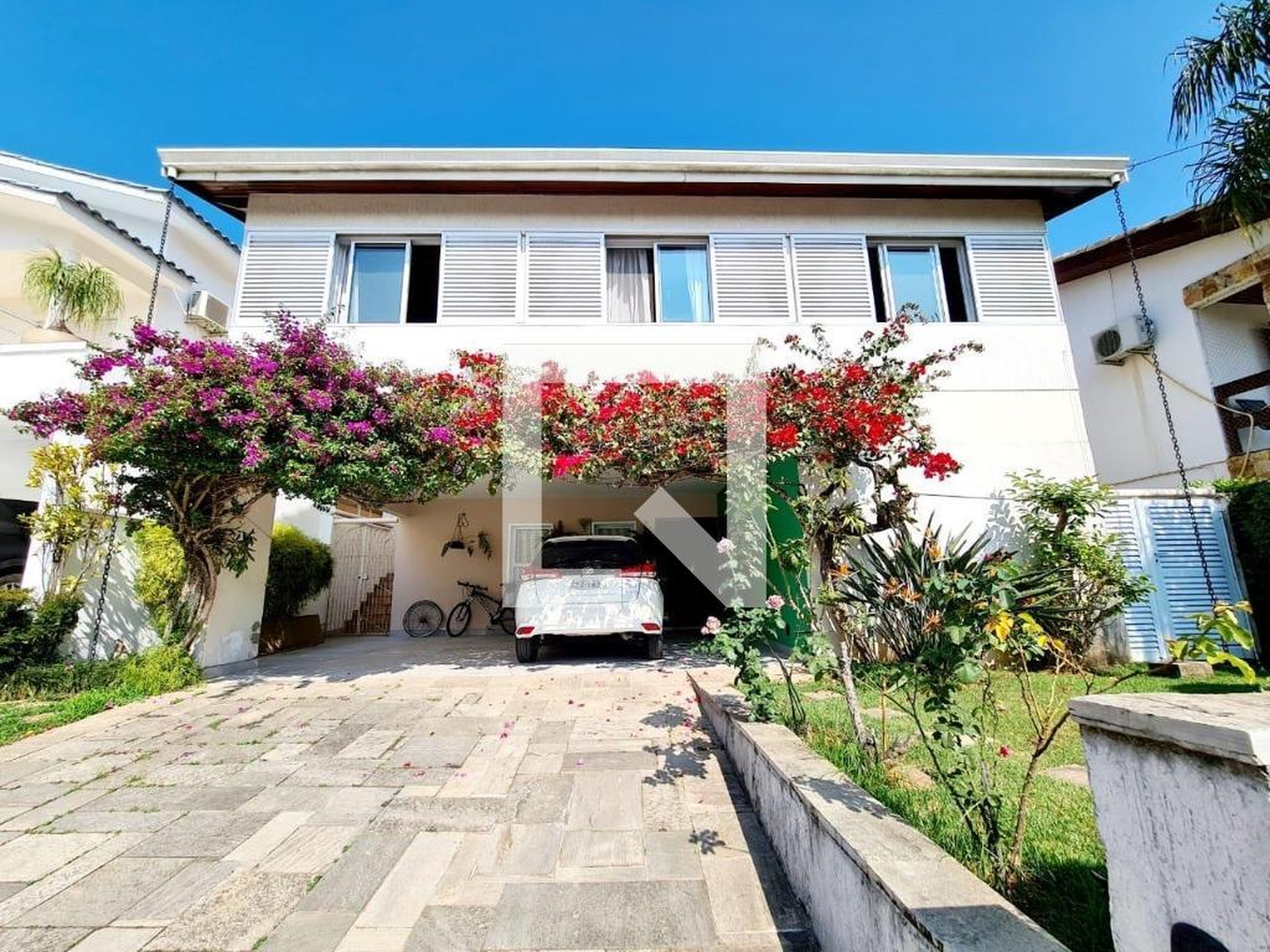 Fachada Condomínio Alphaville Residencial 11