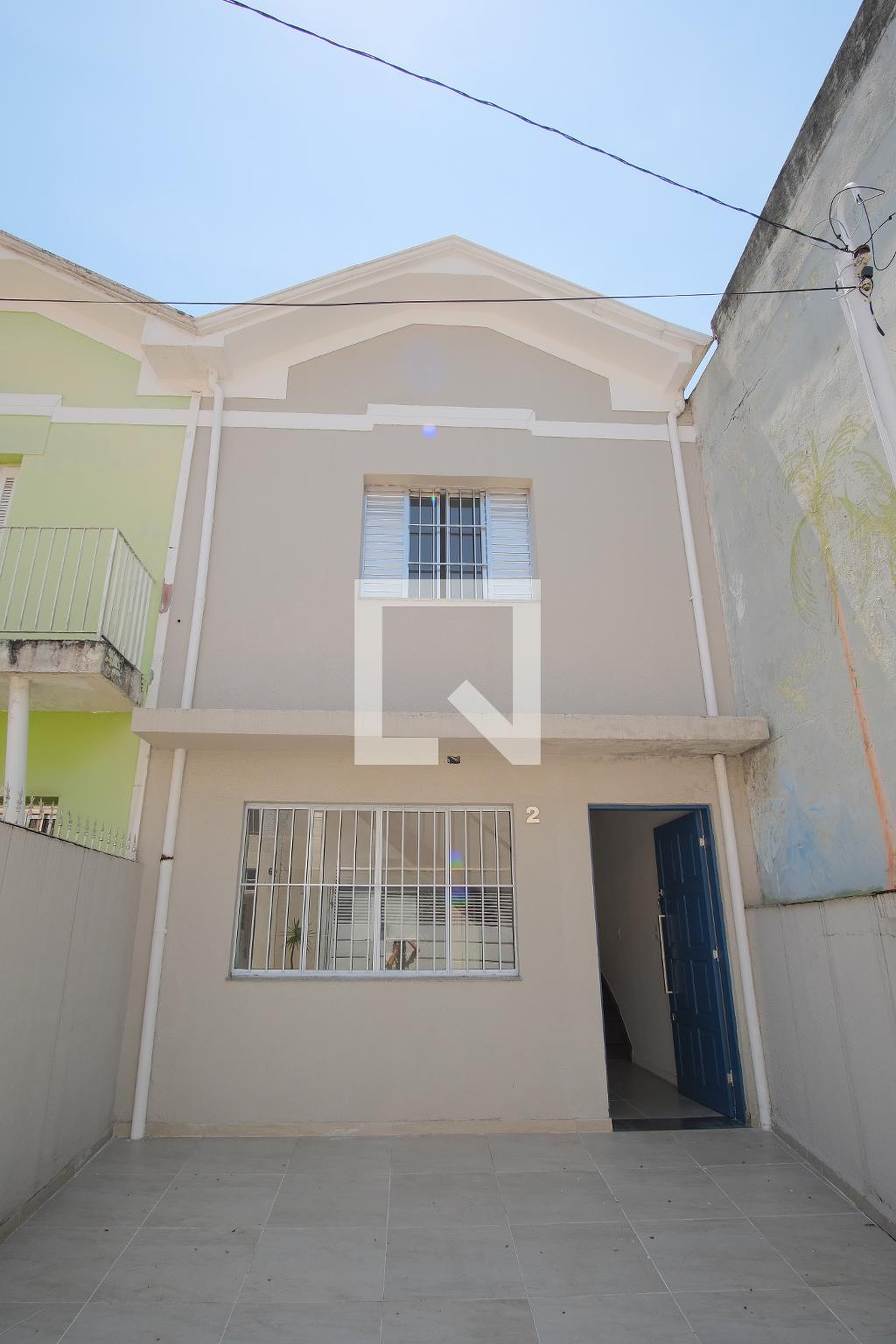 Fachada Condomínio em Rua Curaçatuba, 2