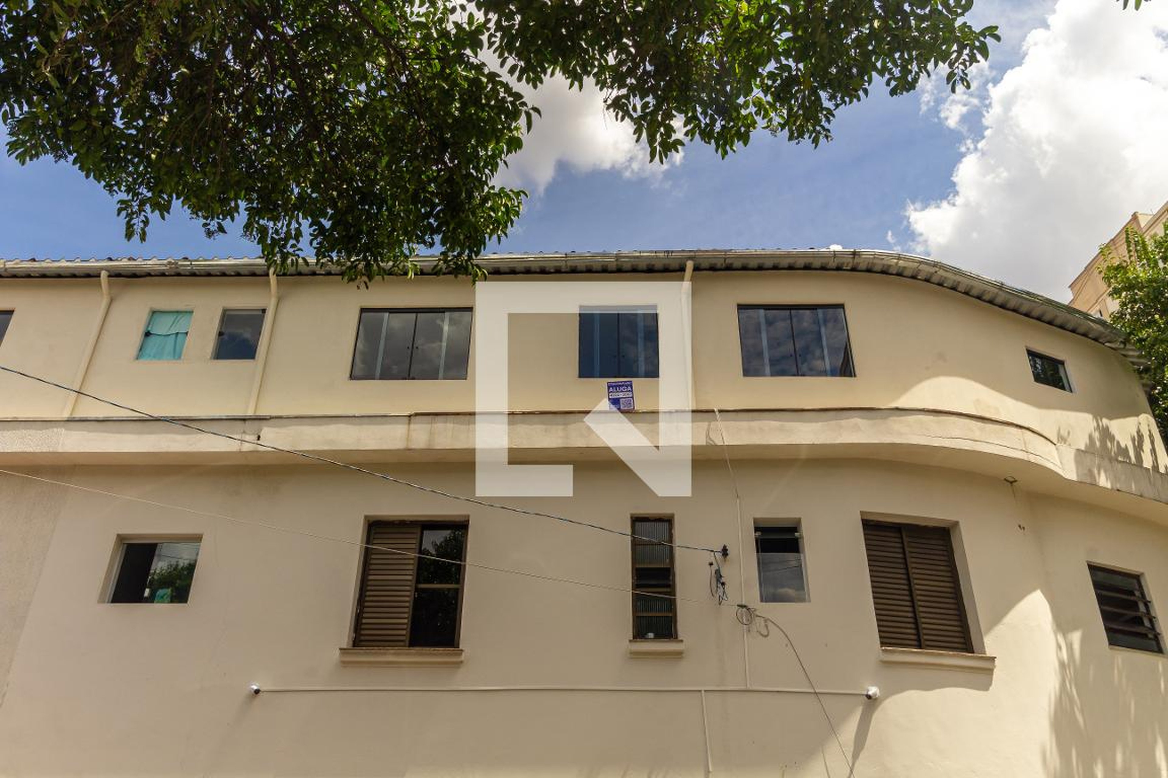 Fachada do Prédio Condomínio em Rua Artur Mendonça, 28