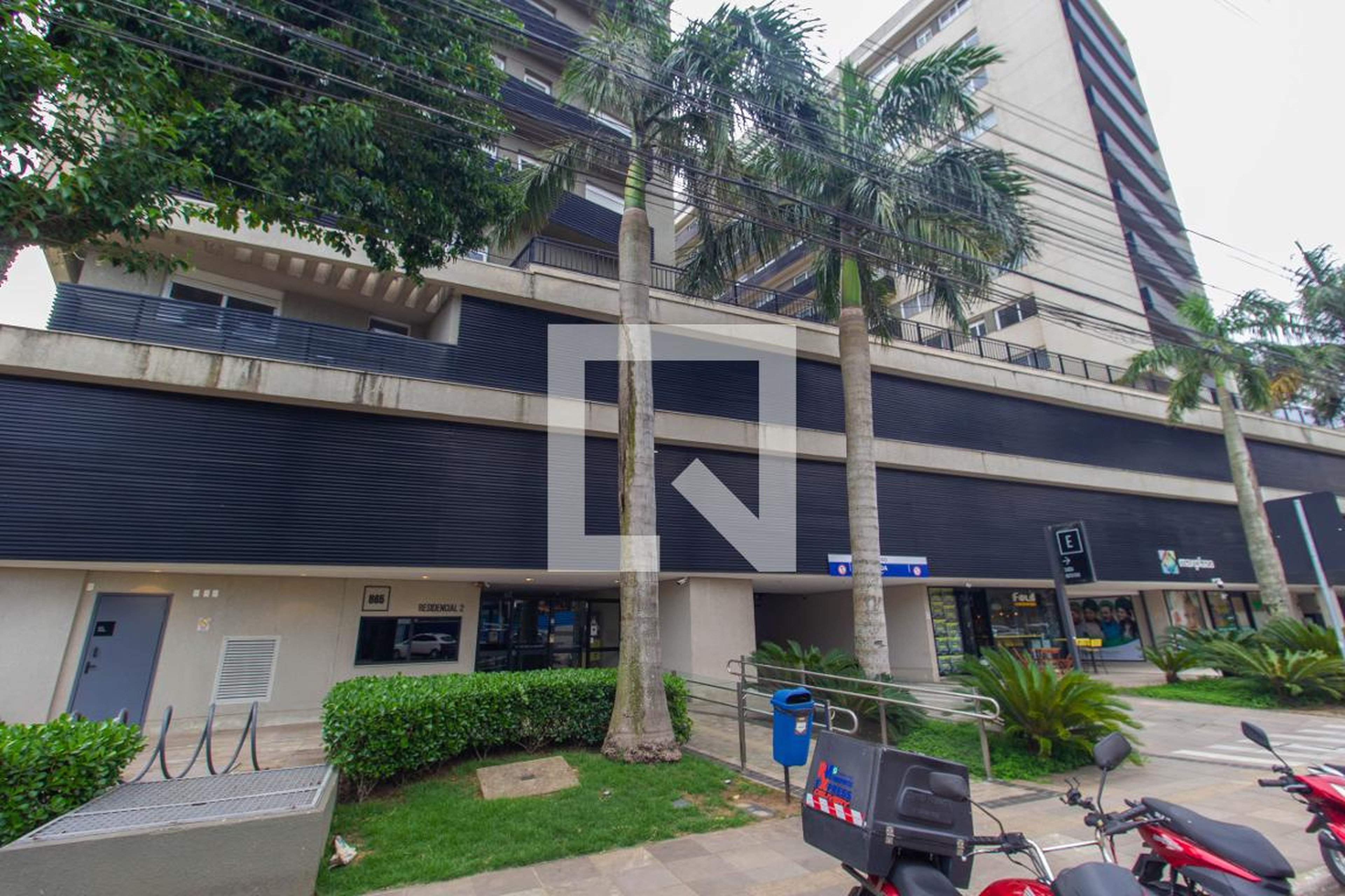 Fachada Residencial Maxplaza