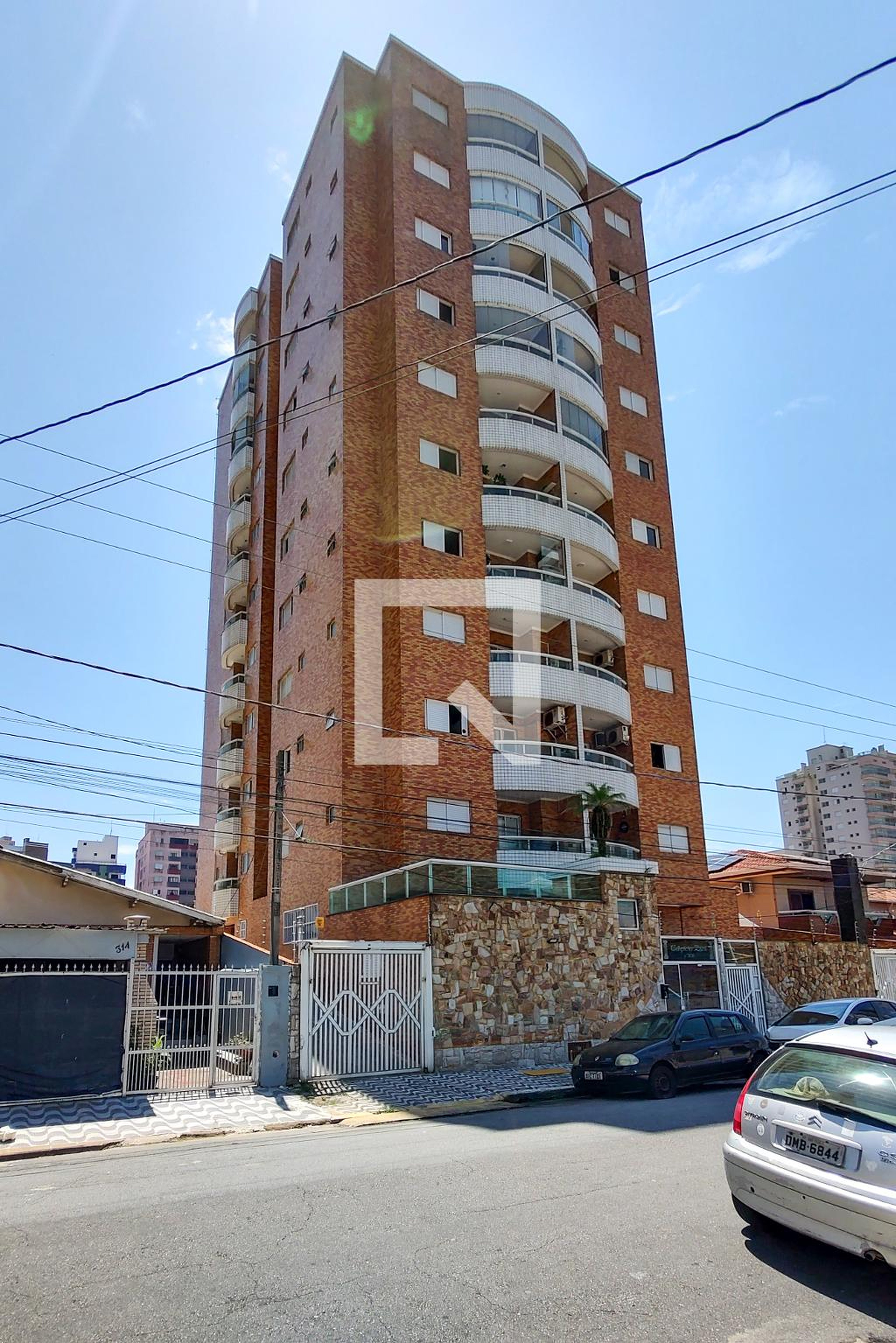 Fachada do Prédio Condomínio Zani