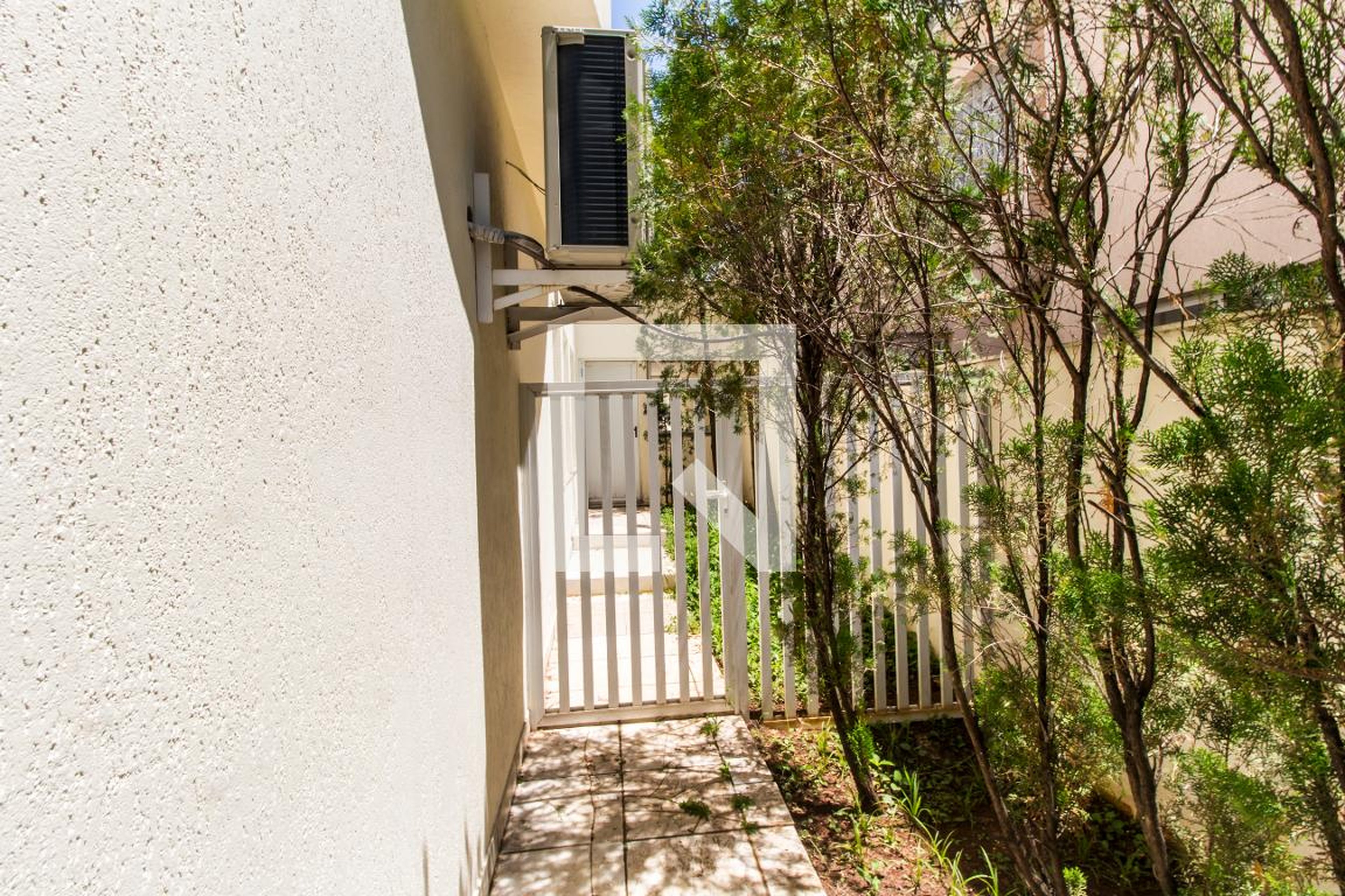 Entrada Condomínio em Alameda Honduras, 167