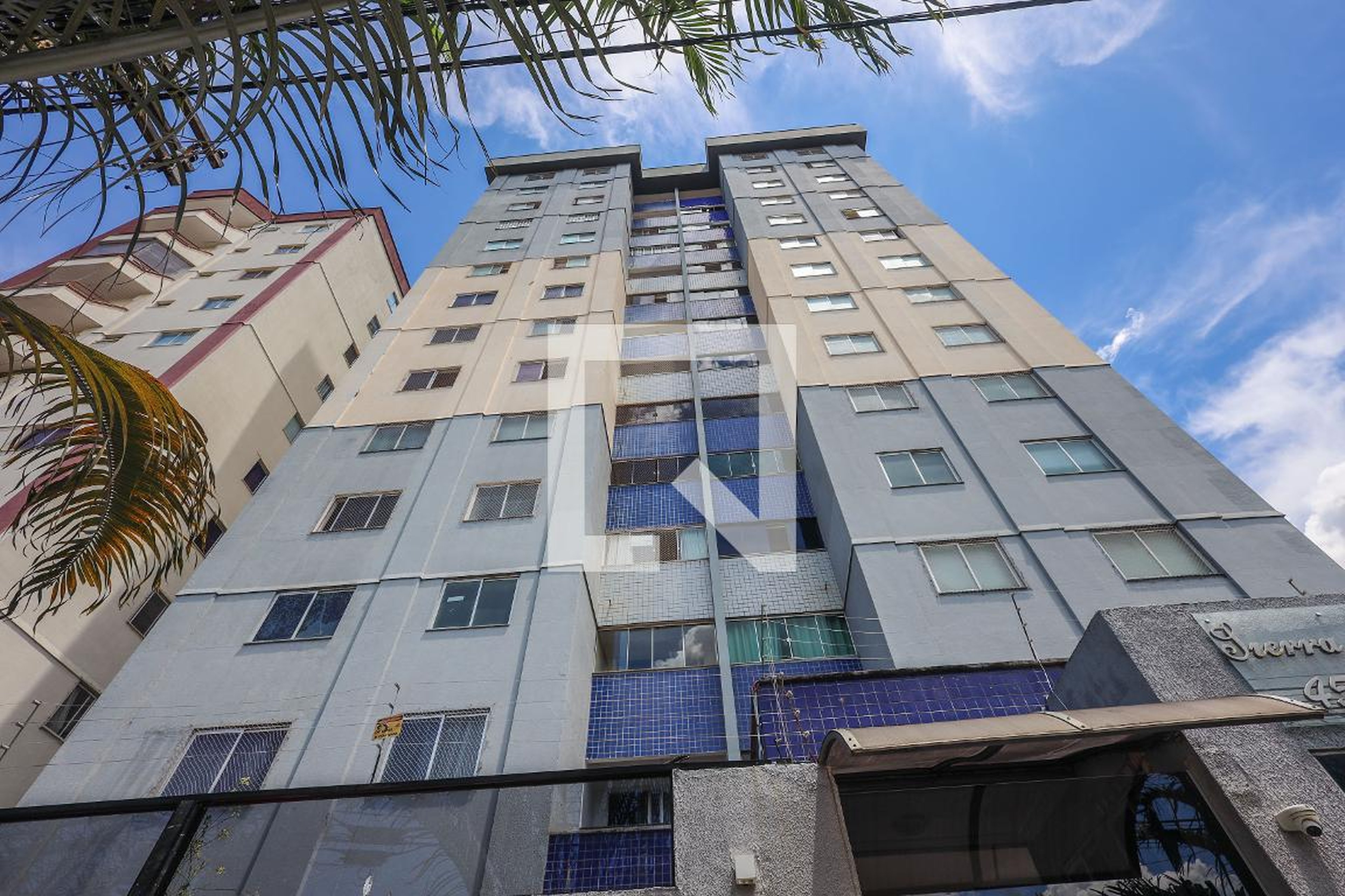 Fachada do Prédio Condomínio em Avenida 2ª Radial, 454