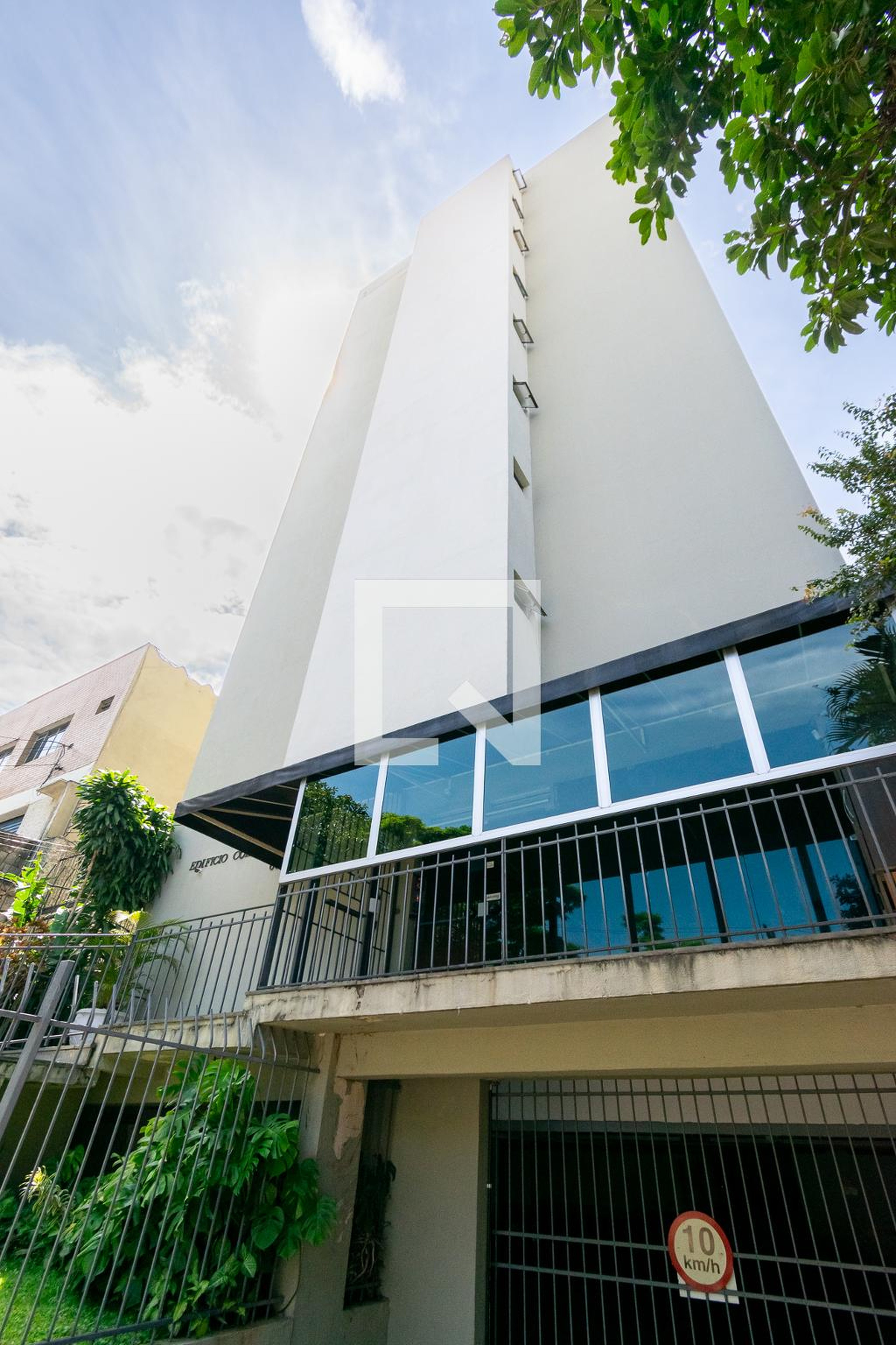 Fachada Edifício Coemil III