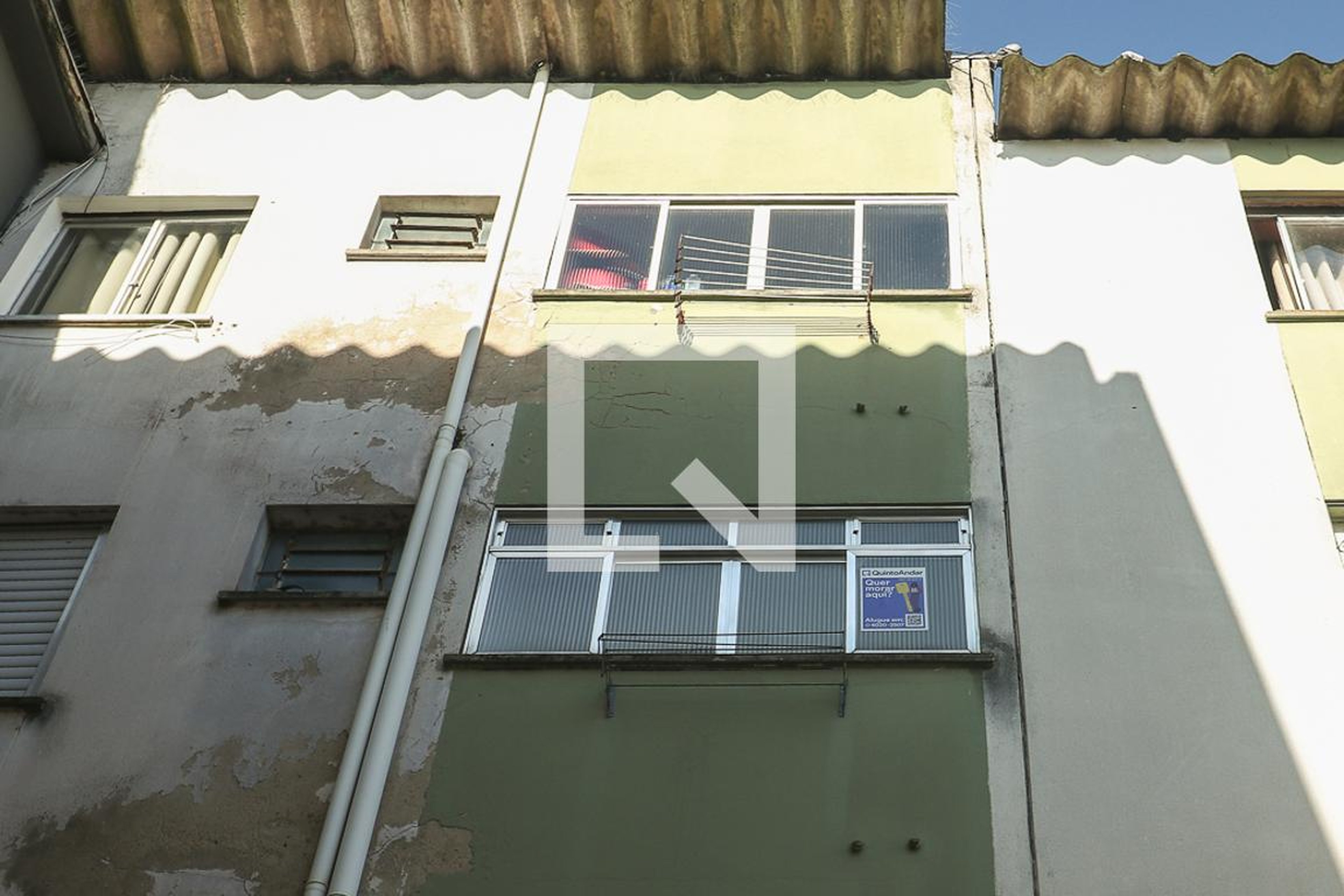 Fachada Condomínio em Rua dos Maias, 1441