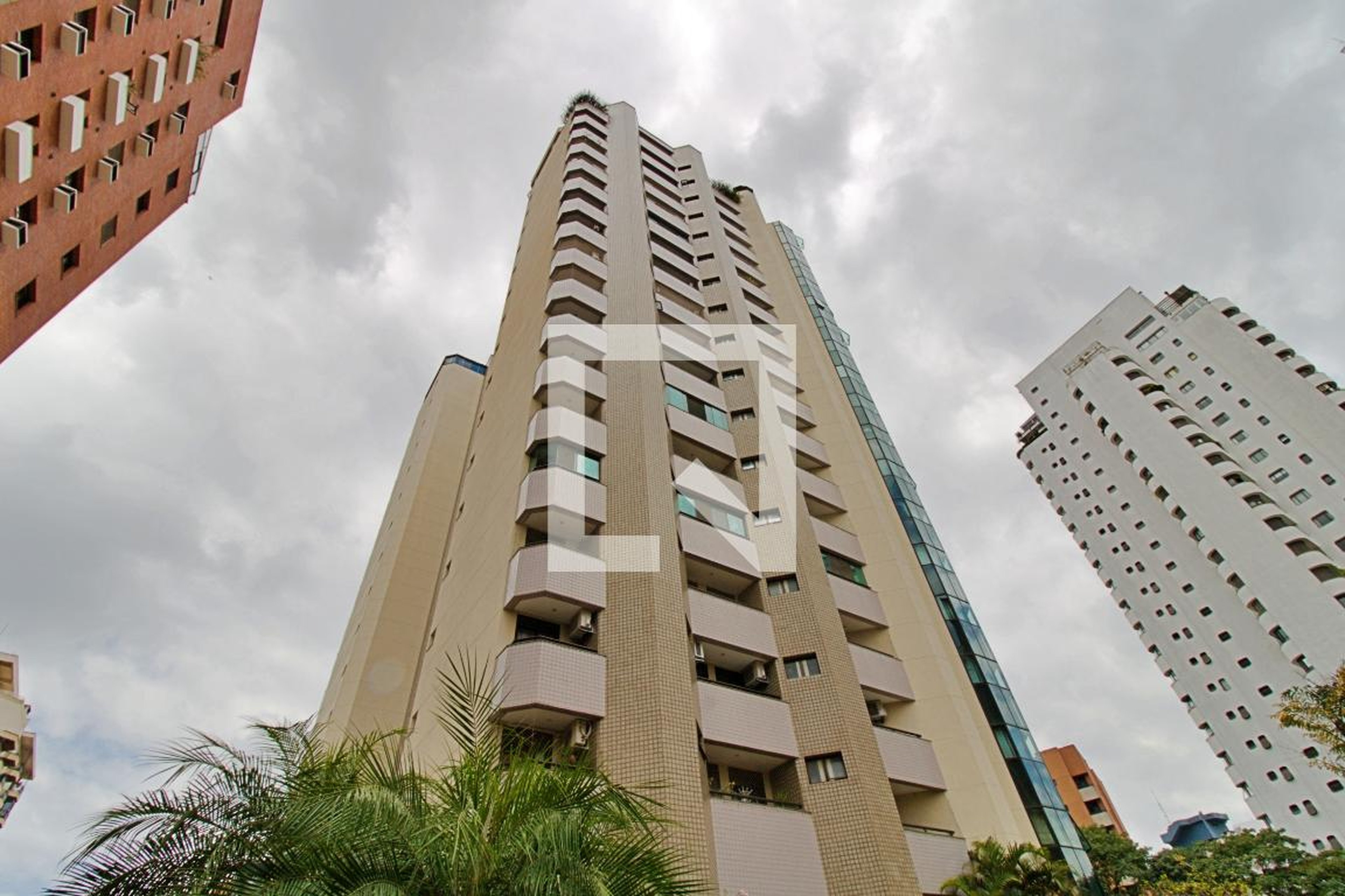 Fachada Condomínio Courchevel