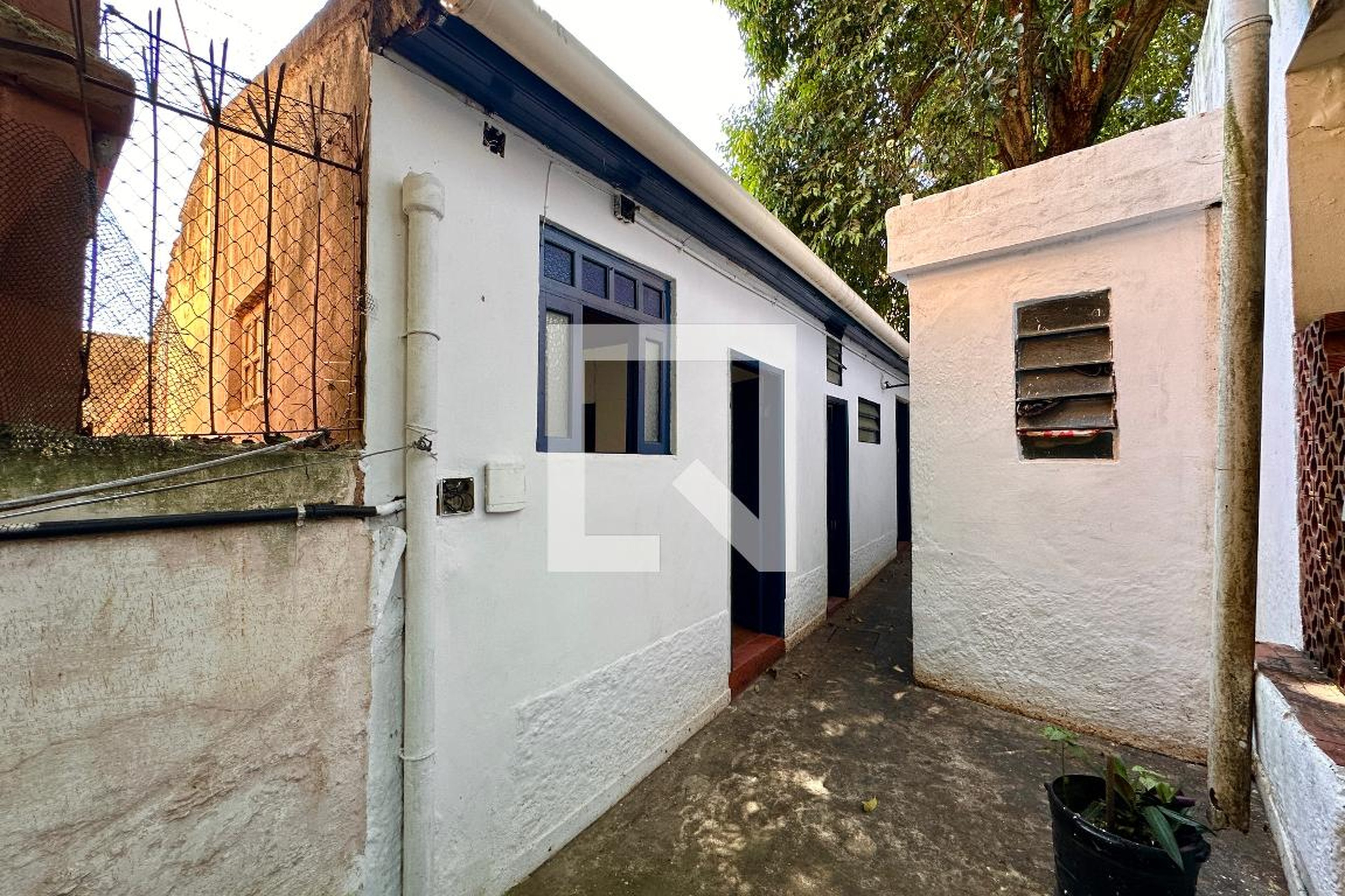 Fachada Condomínio em Rua Miguel Rezende, 520