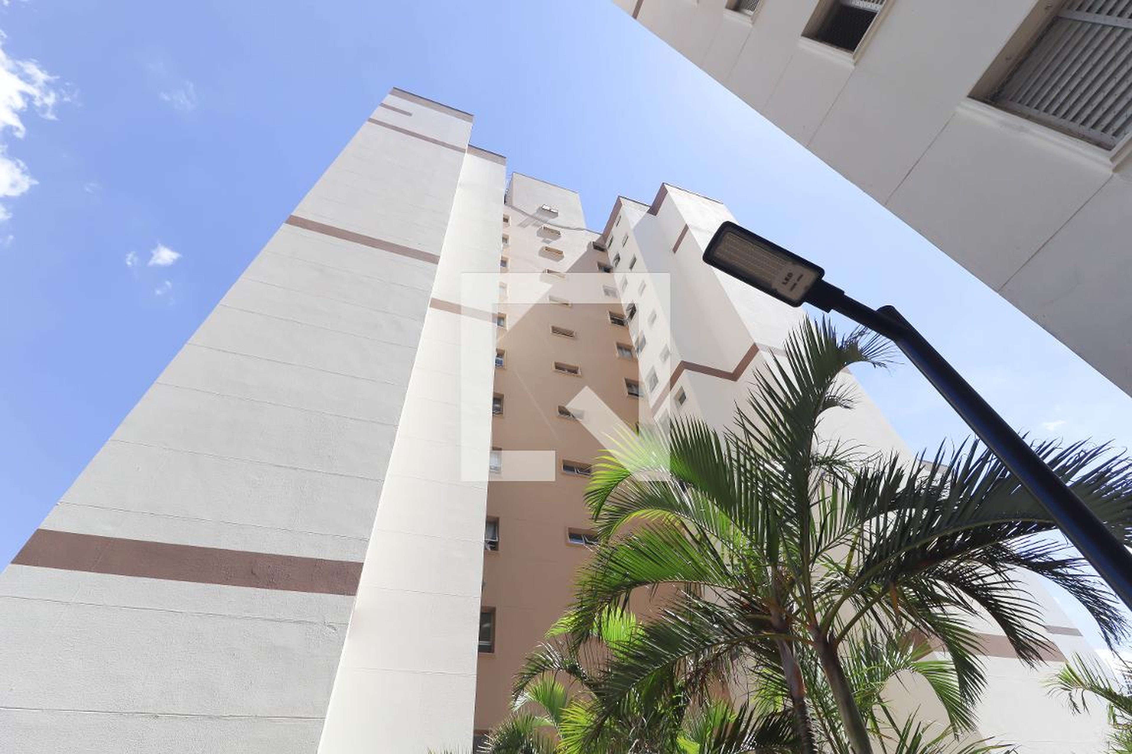 Fachada Condomínio Portal das Palmeiras