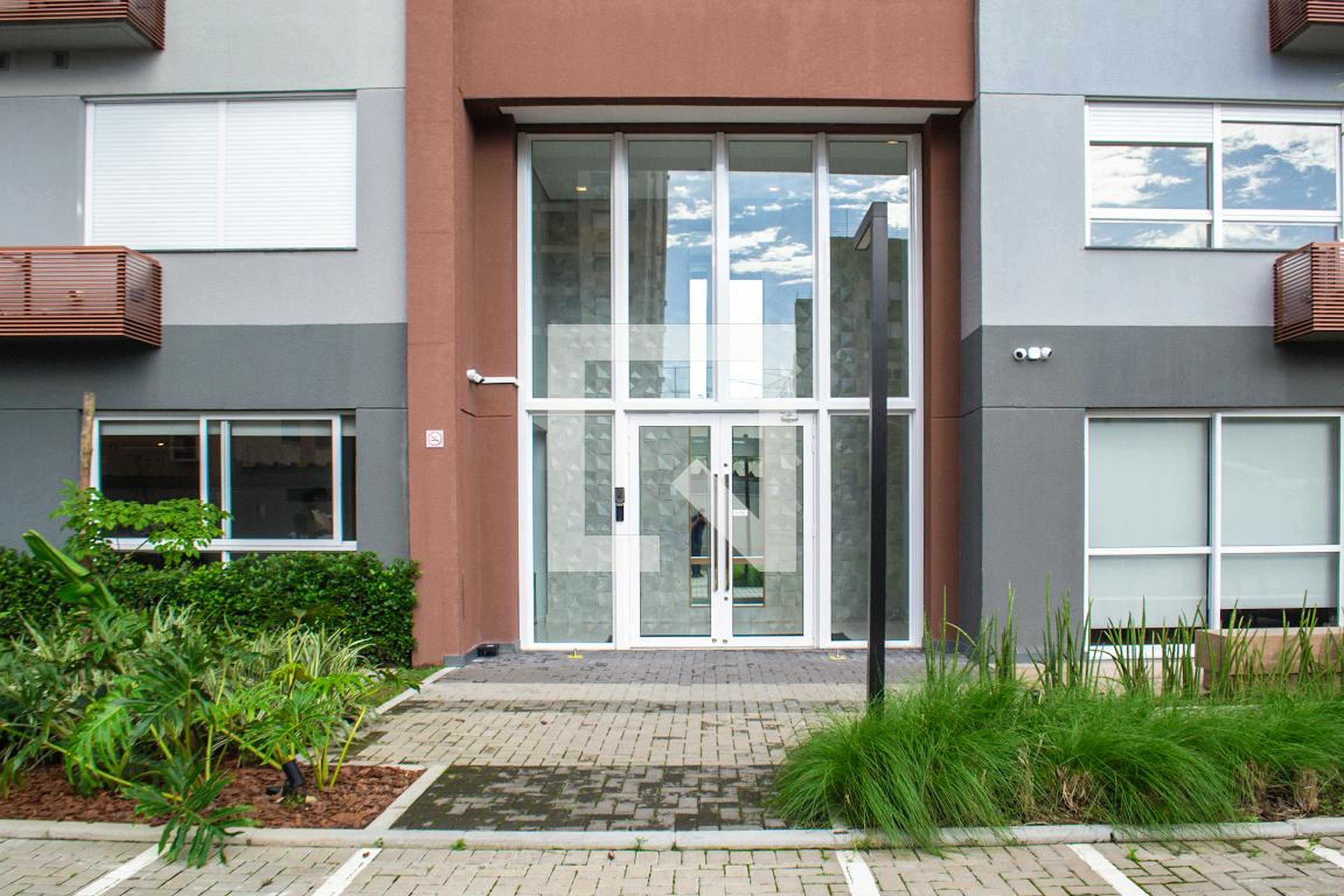 Entrada do prédio - Connect