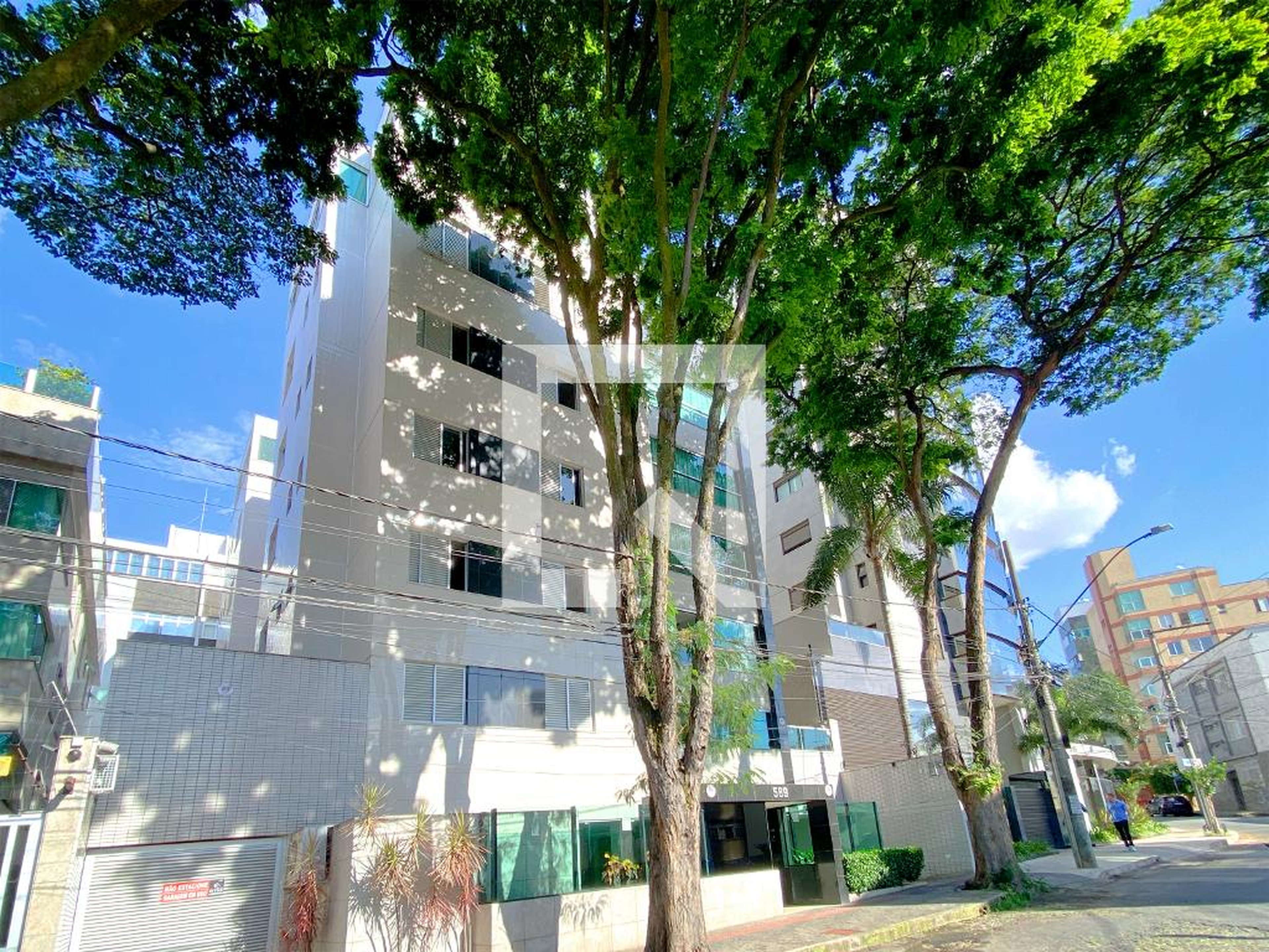 Fachada Condomínio em Rua Turmalina, 589