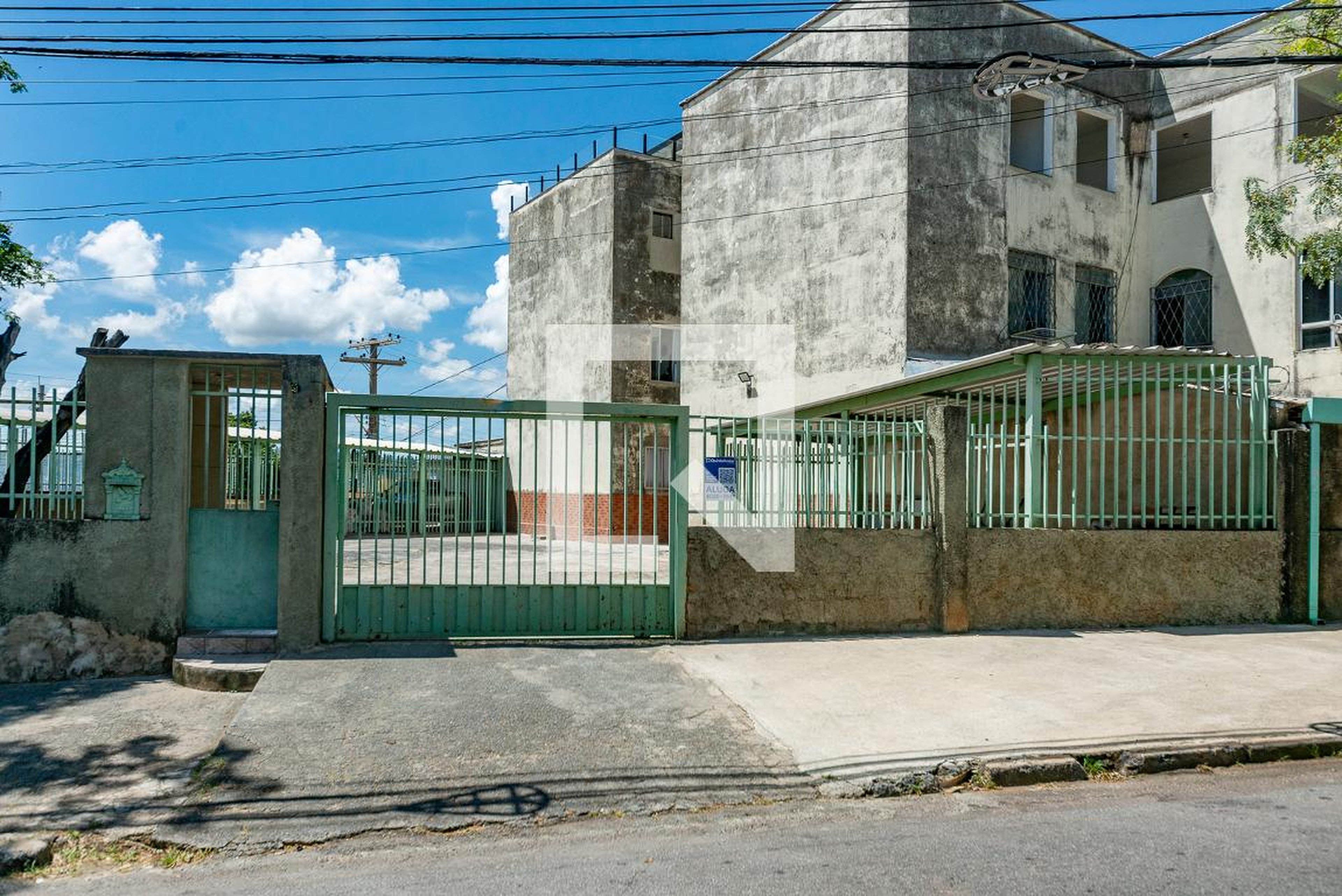 Fachada Condomínio em Avenida Miguel Moysés, 258