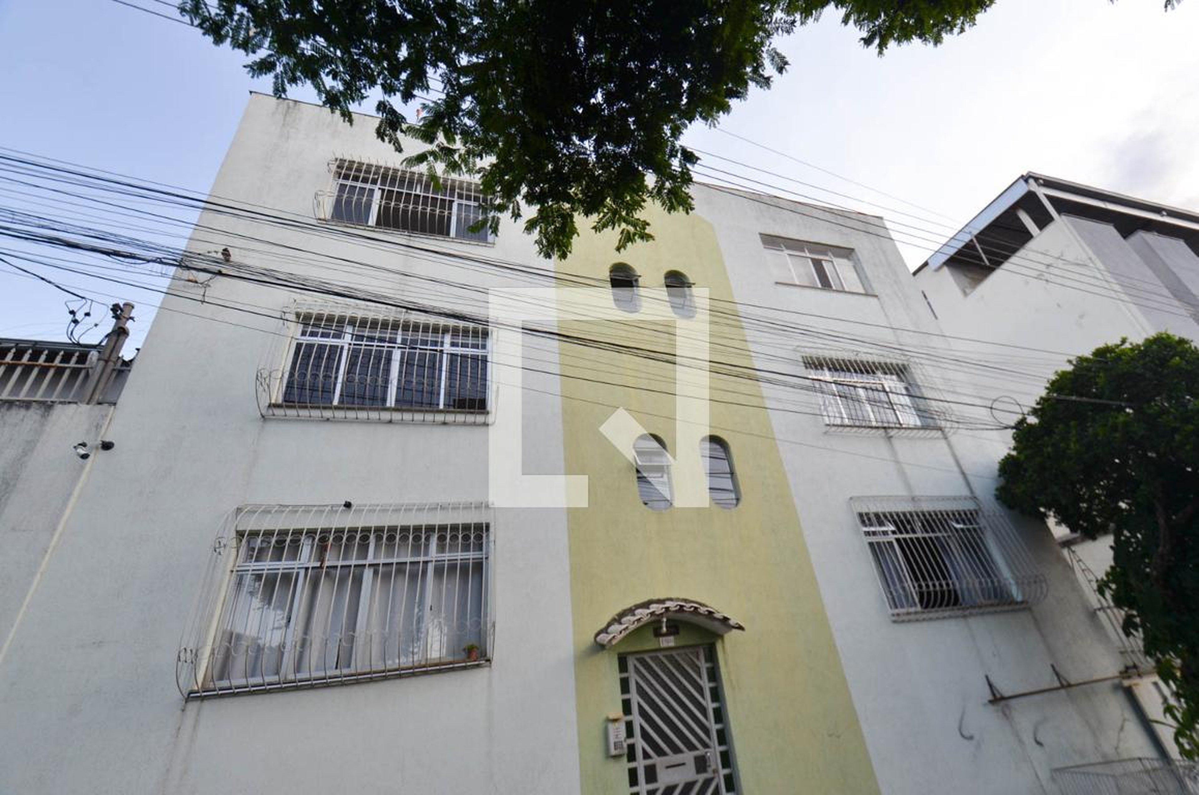 Fachada Condomínio em Rua Coronel Egídio Benício de Abreu, 198
