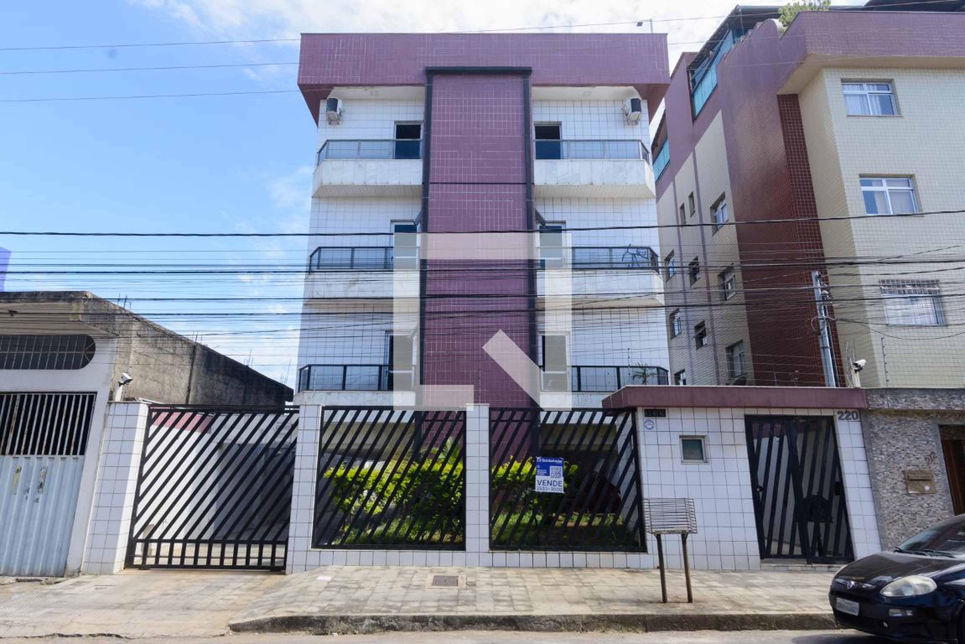 Fachada Condomínio em Rua Upinduara, 220