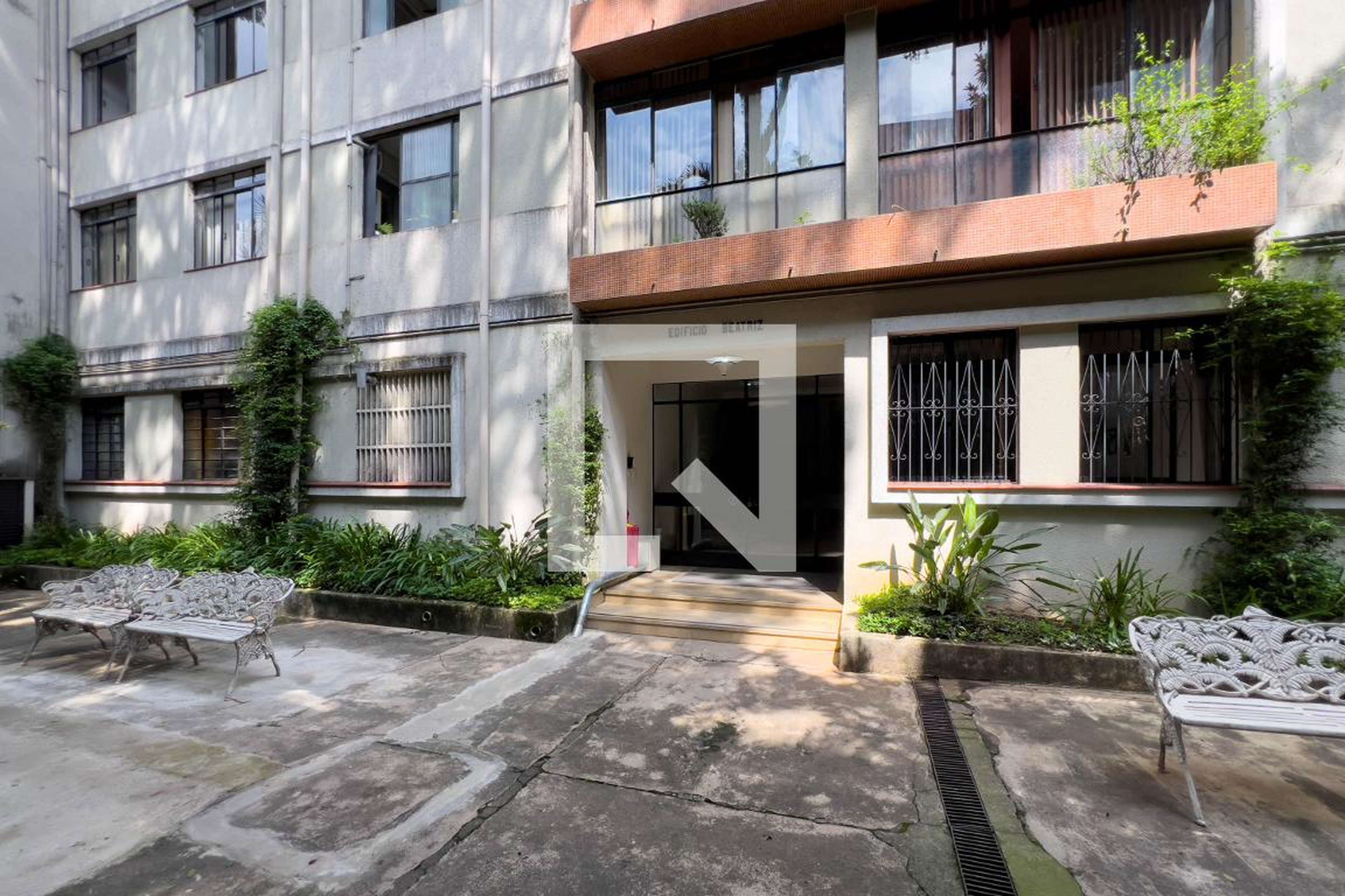 Entrada - Edifício Beatriz
