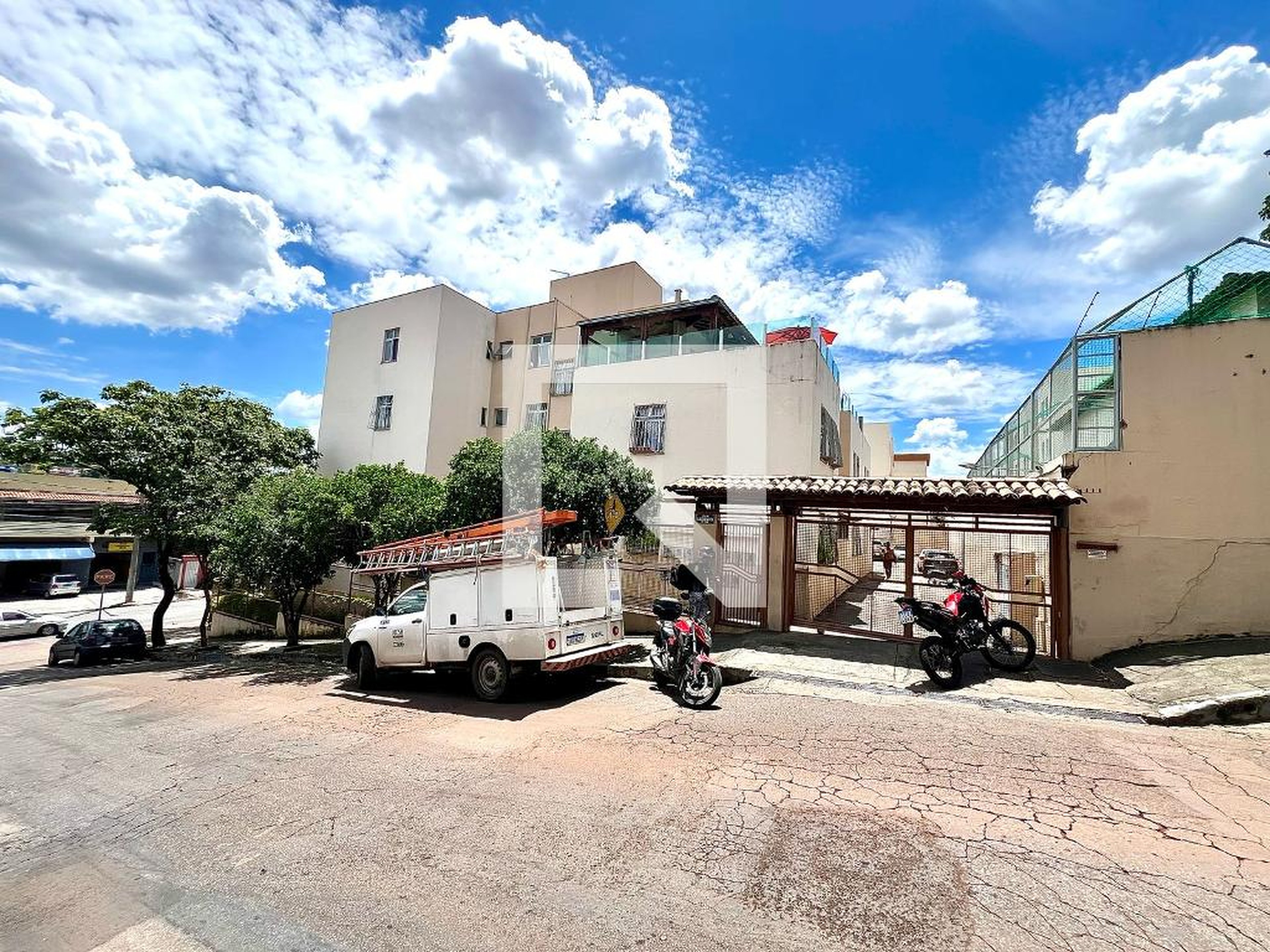 Fachada do Prédio Condomínio em Rua Olávo Bilac, 35