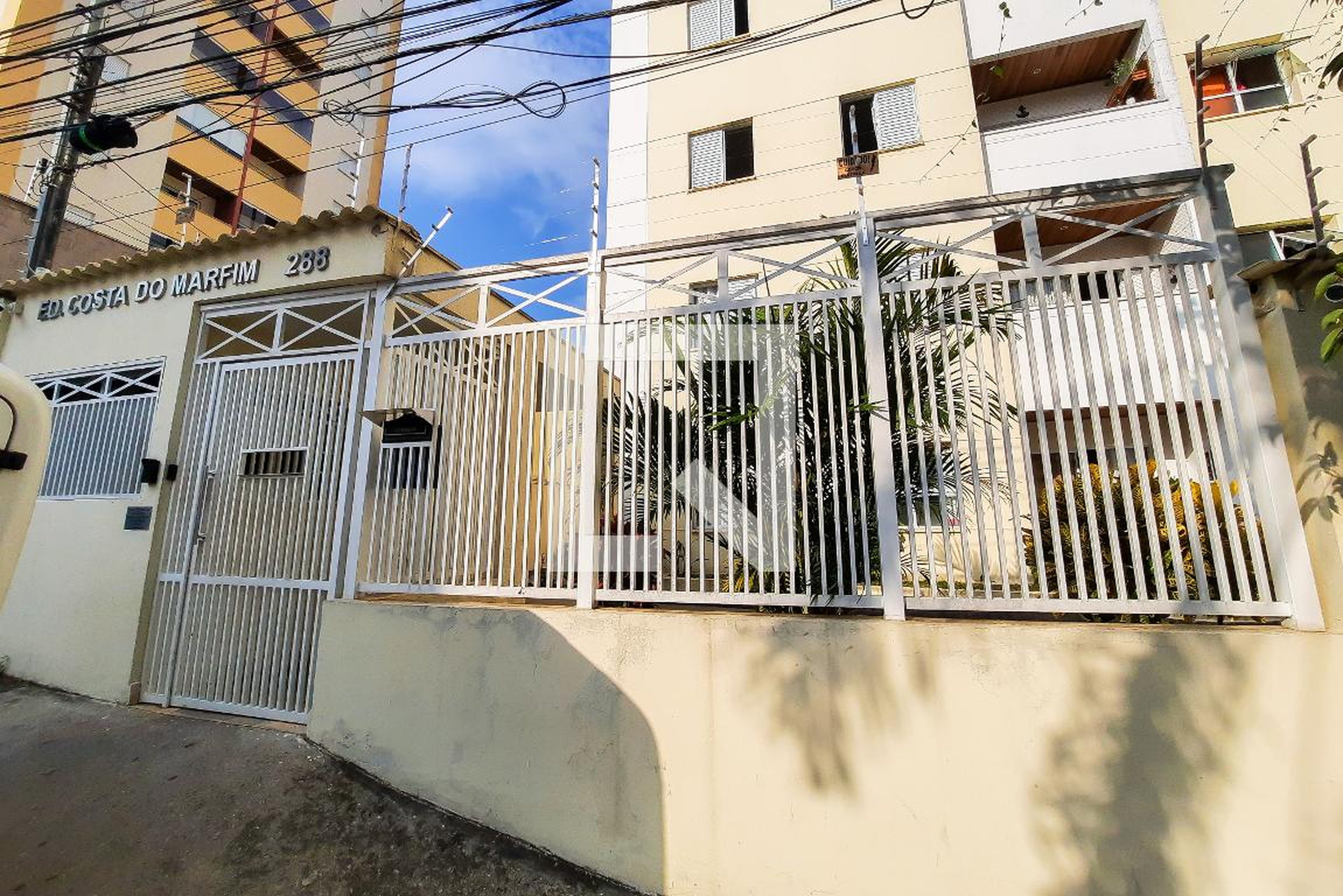 Fachada do Condomínio Condomínio Costa do Marfim