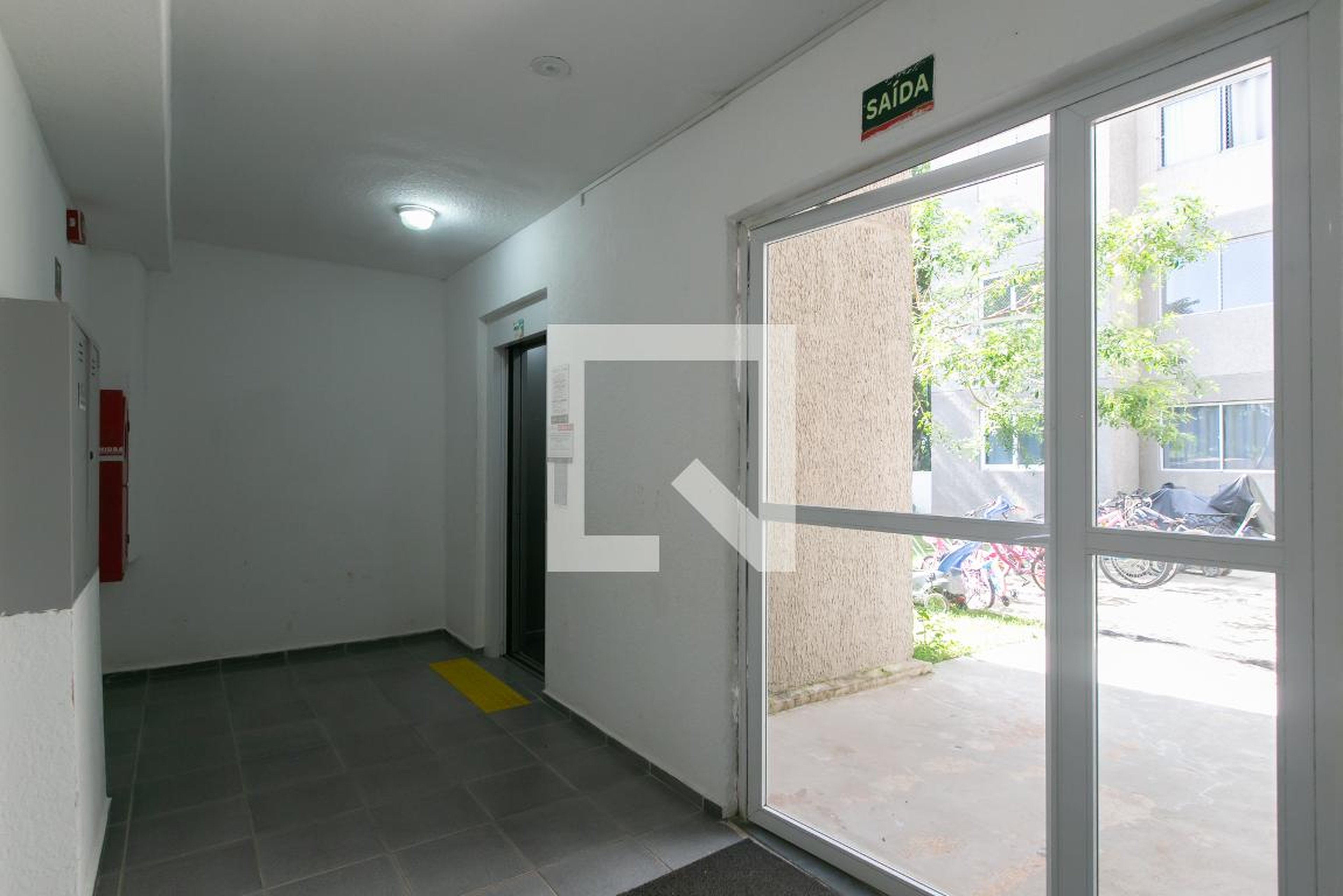 Hall de Entrada - Flor de Cerejeira