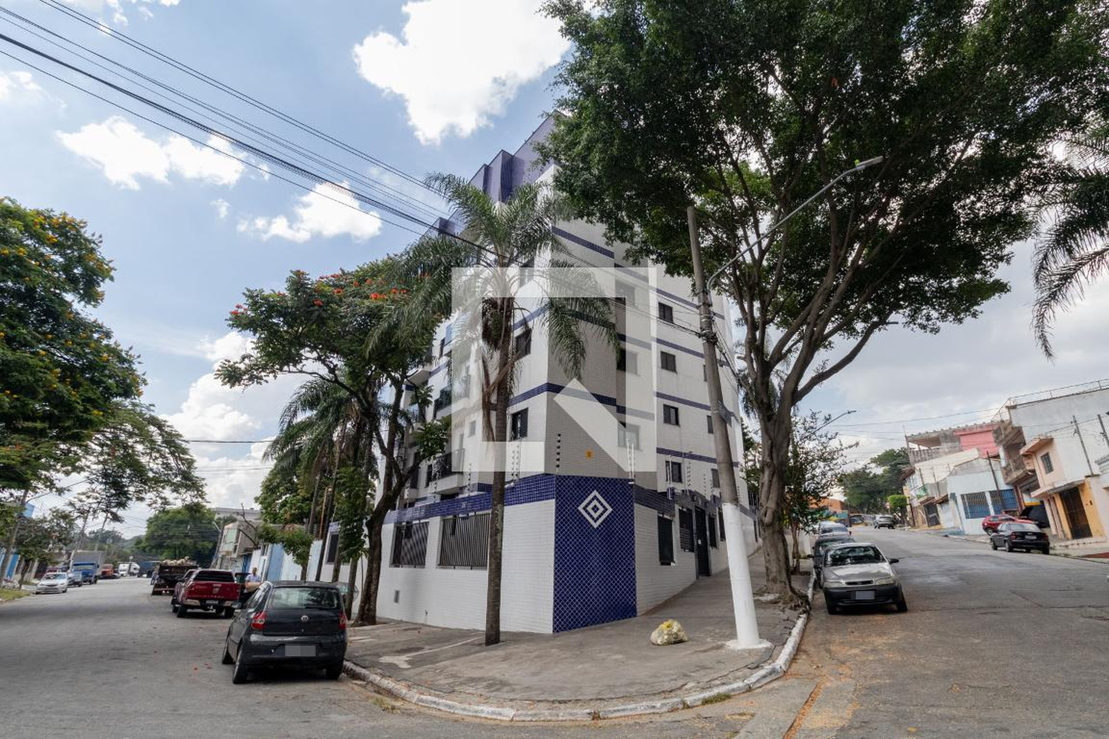 Fachada Condomínio em Rua José Lopes Rodrigues, 443
