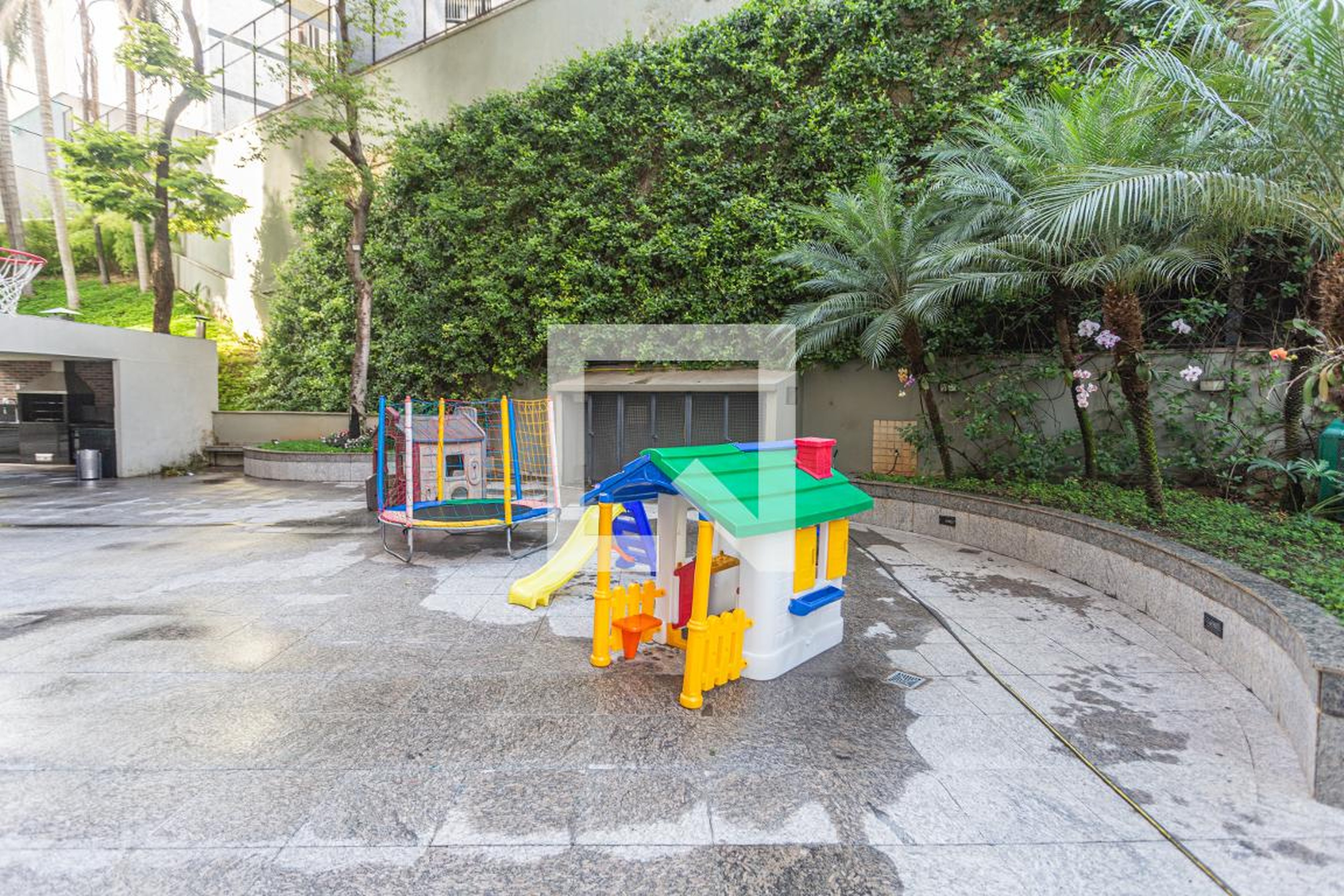 Playground - Edifício San Martin