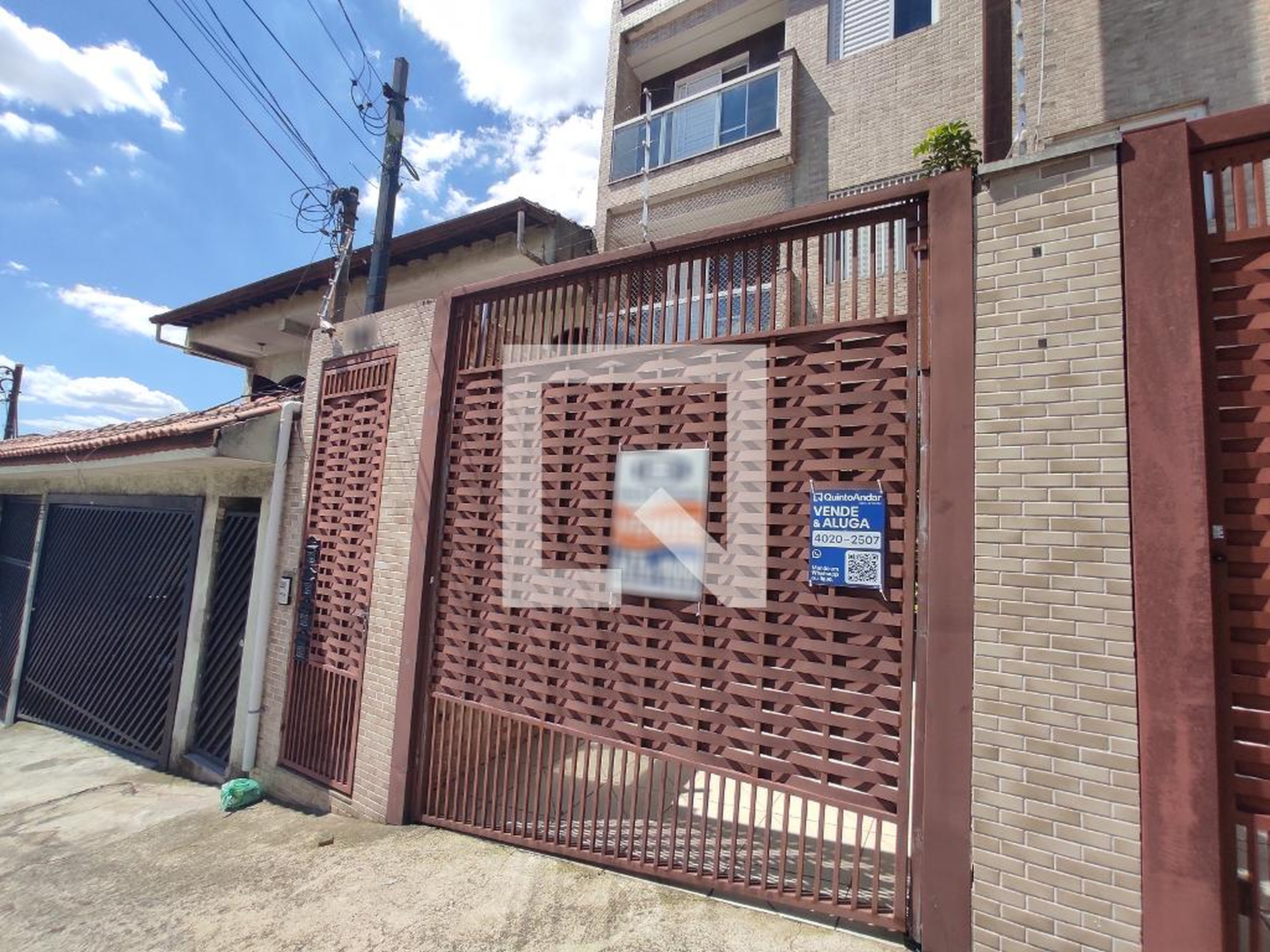 Fachada Condomínio em Rua Coréia, 131