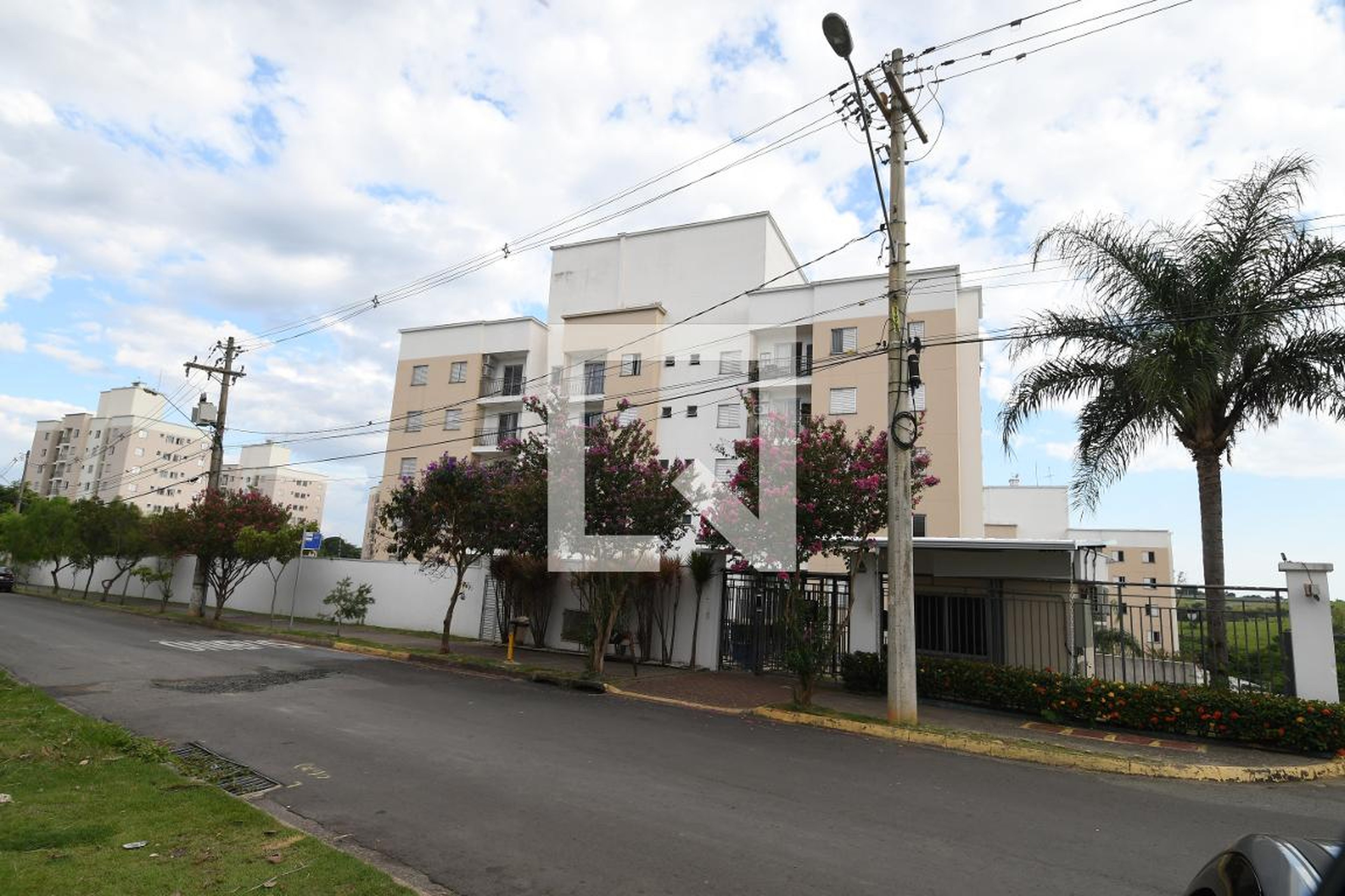 Fachada do Prédio Condomínio Ambiance Residence IV