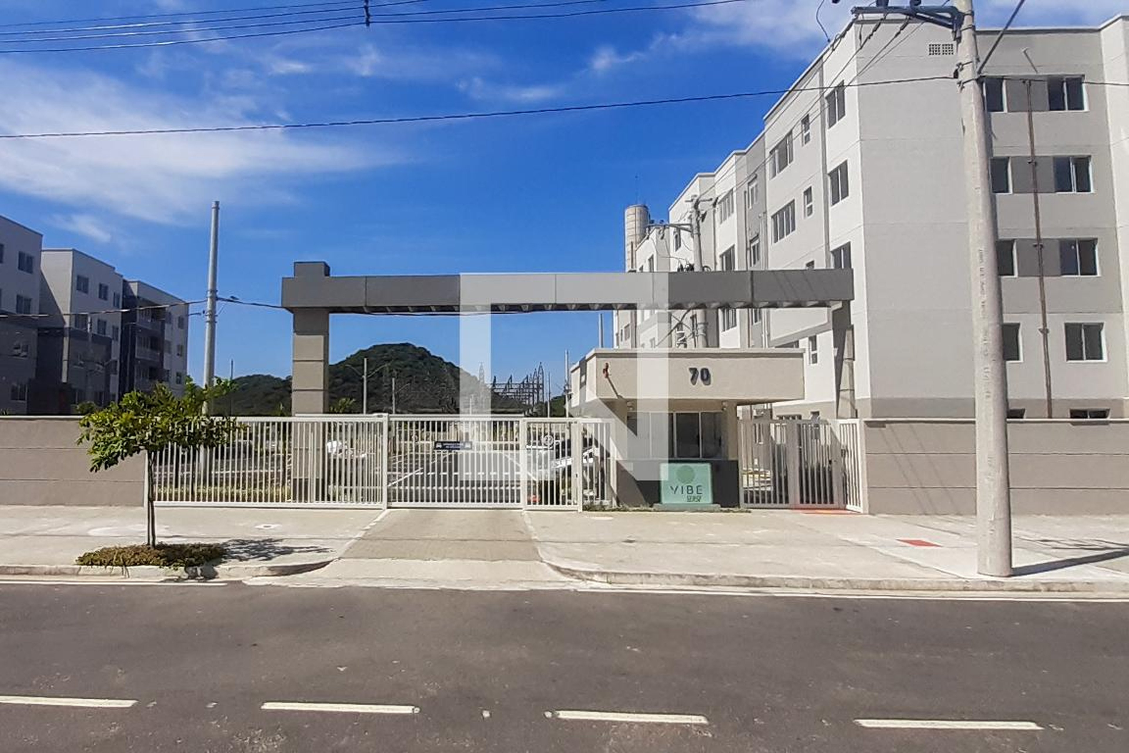 Fachada Condomínio em Rua Projetada, 07000