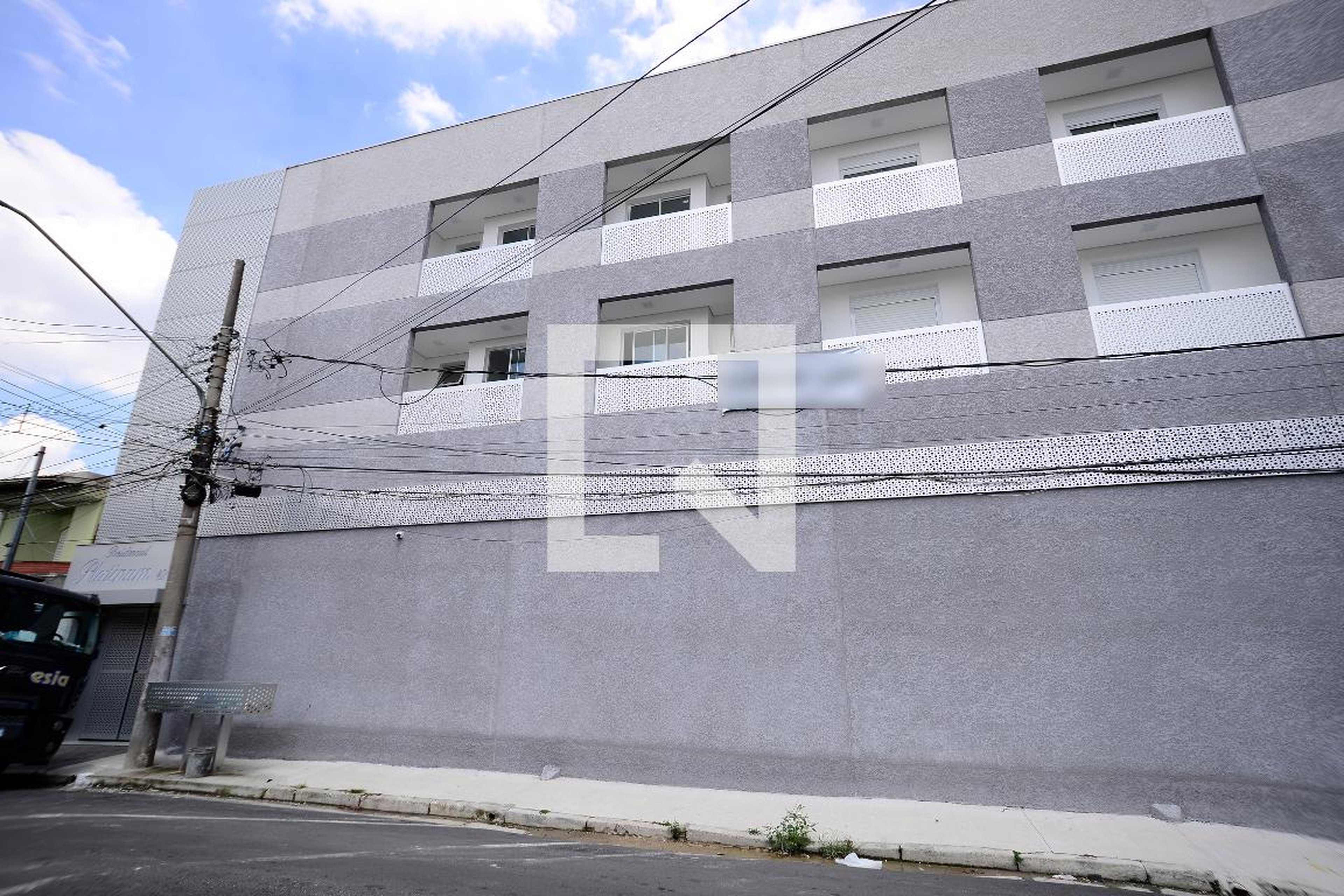 Fachada Condomínio em Rua Patrimônio, 42