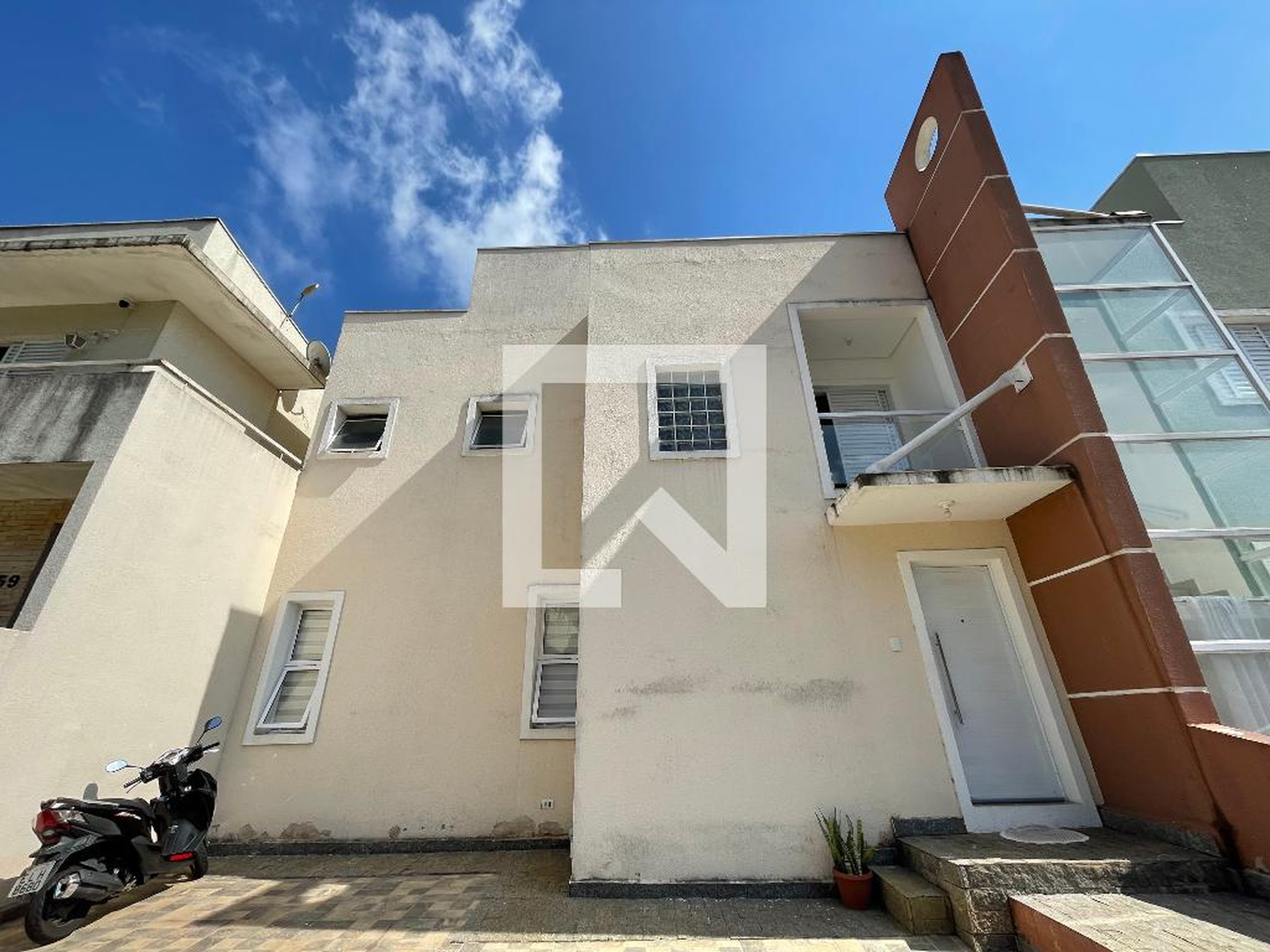 Fachada Condomínio em Rua Trieste, 169