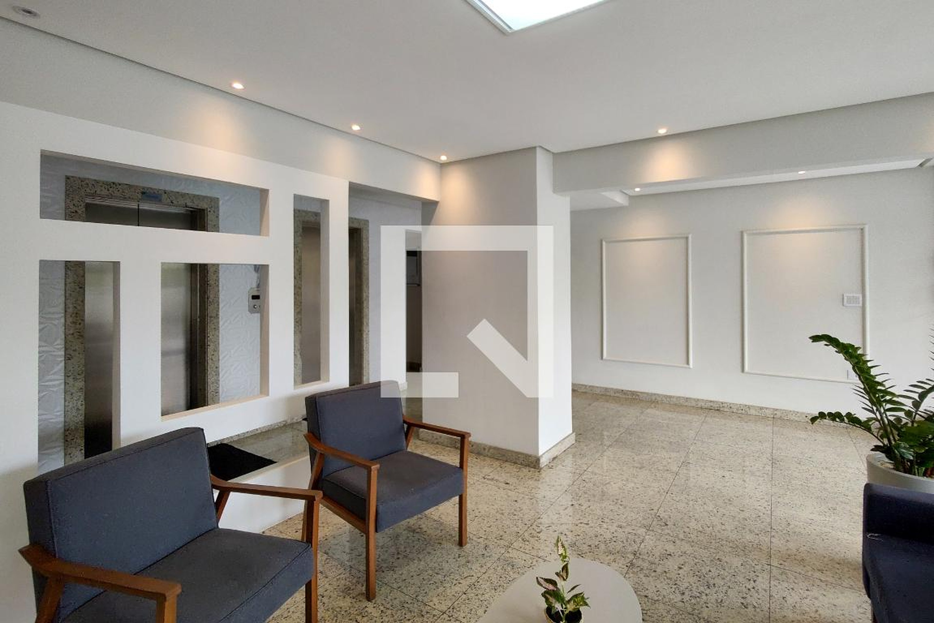 Hall de entrada - Octavio Braga