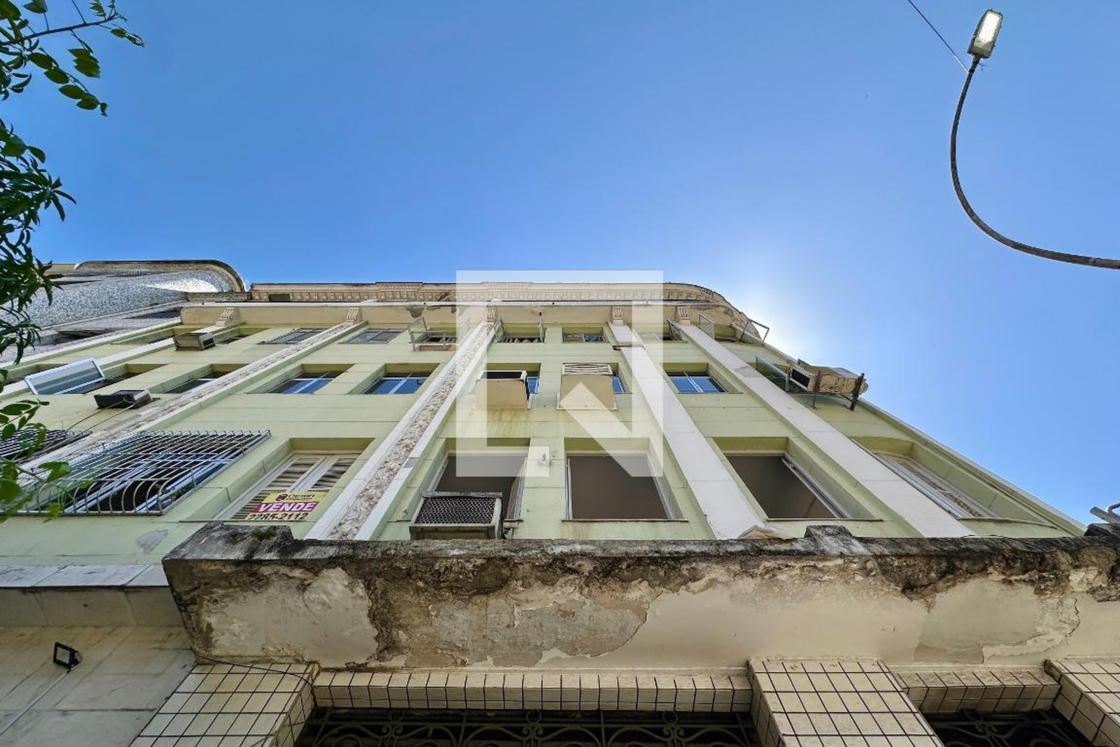 Fachada Condomínio em Avenida Mem de Sá, 226