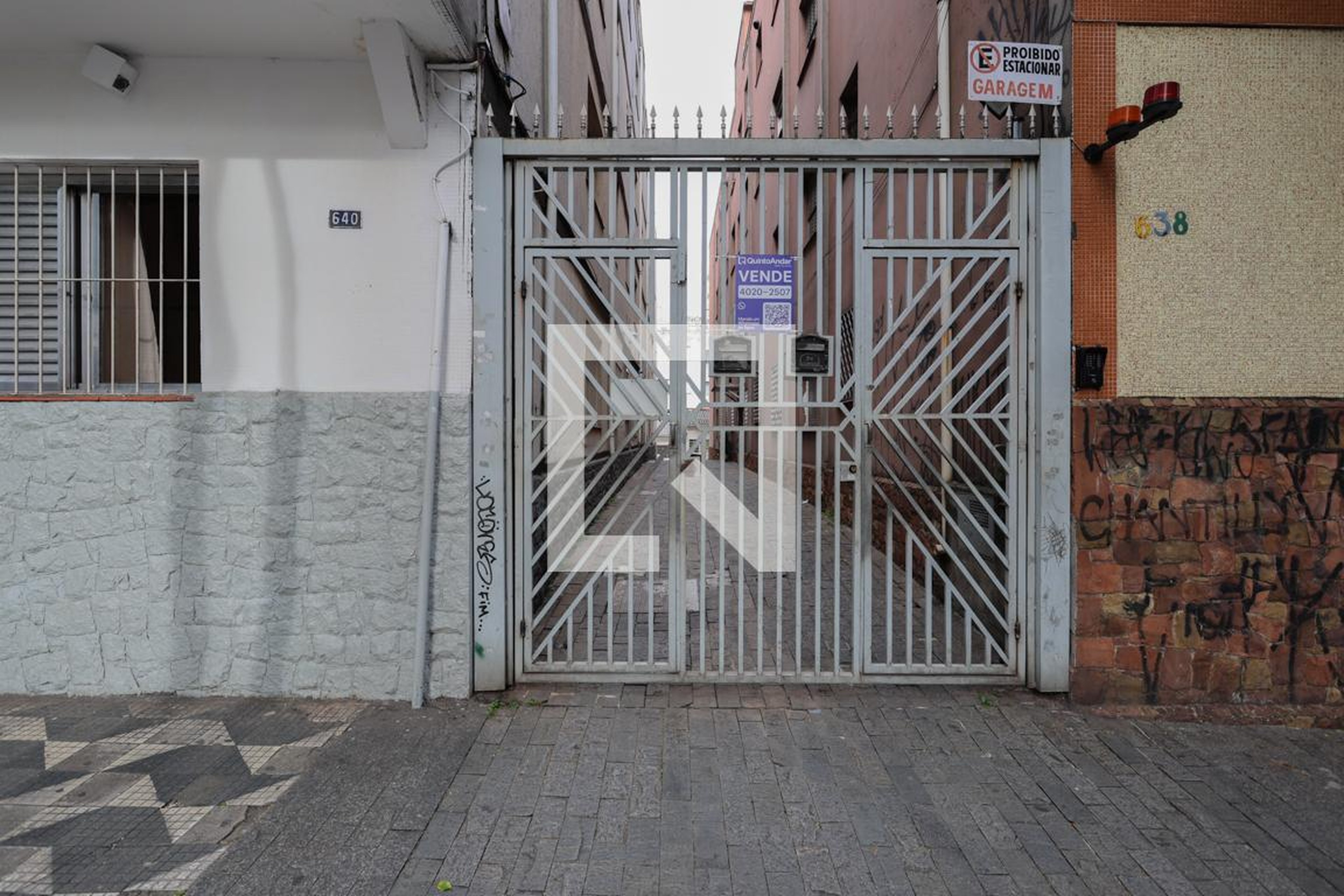 Fachada do Condomínio Edifício Santana II