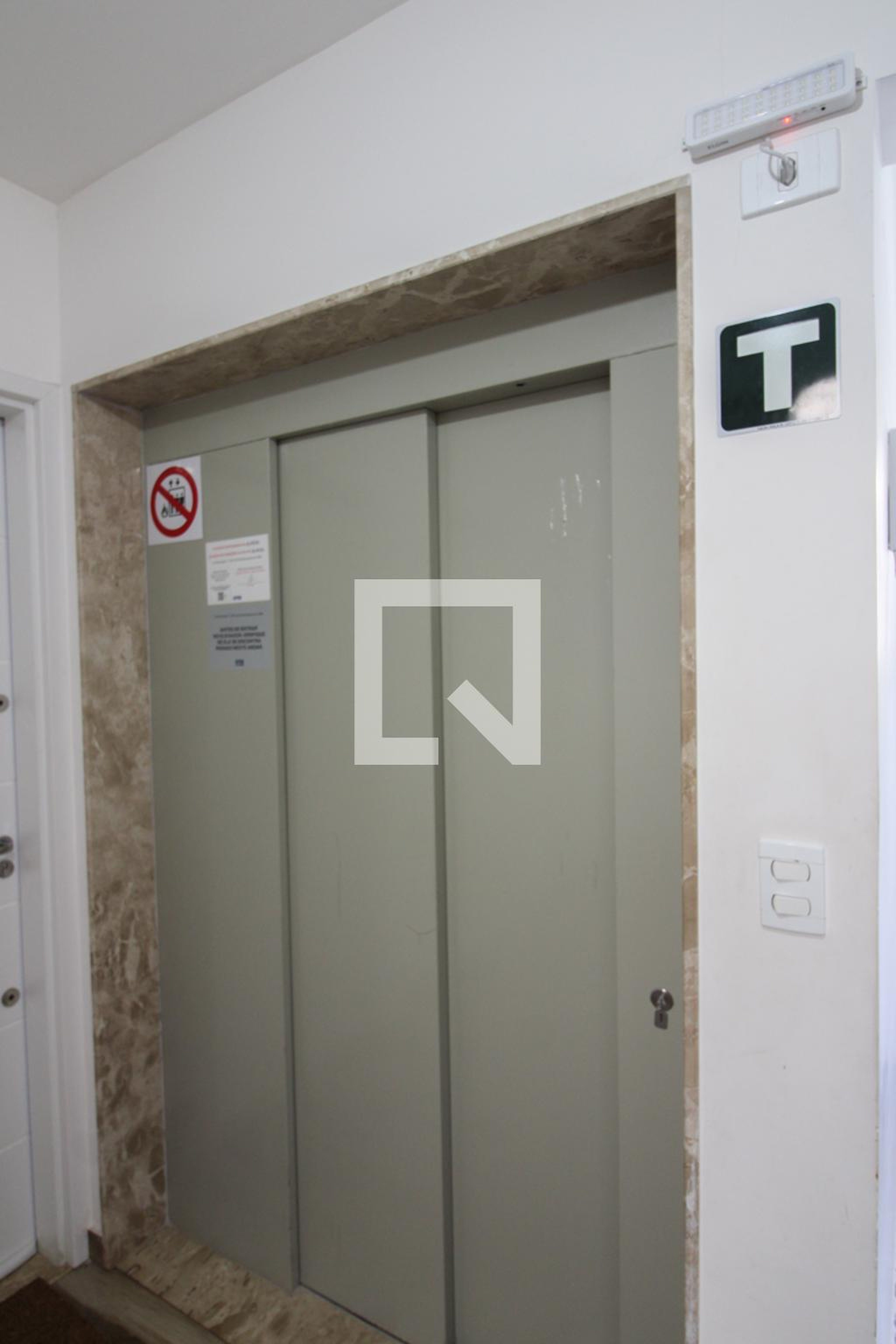 Elevador - Edifício Bellagio