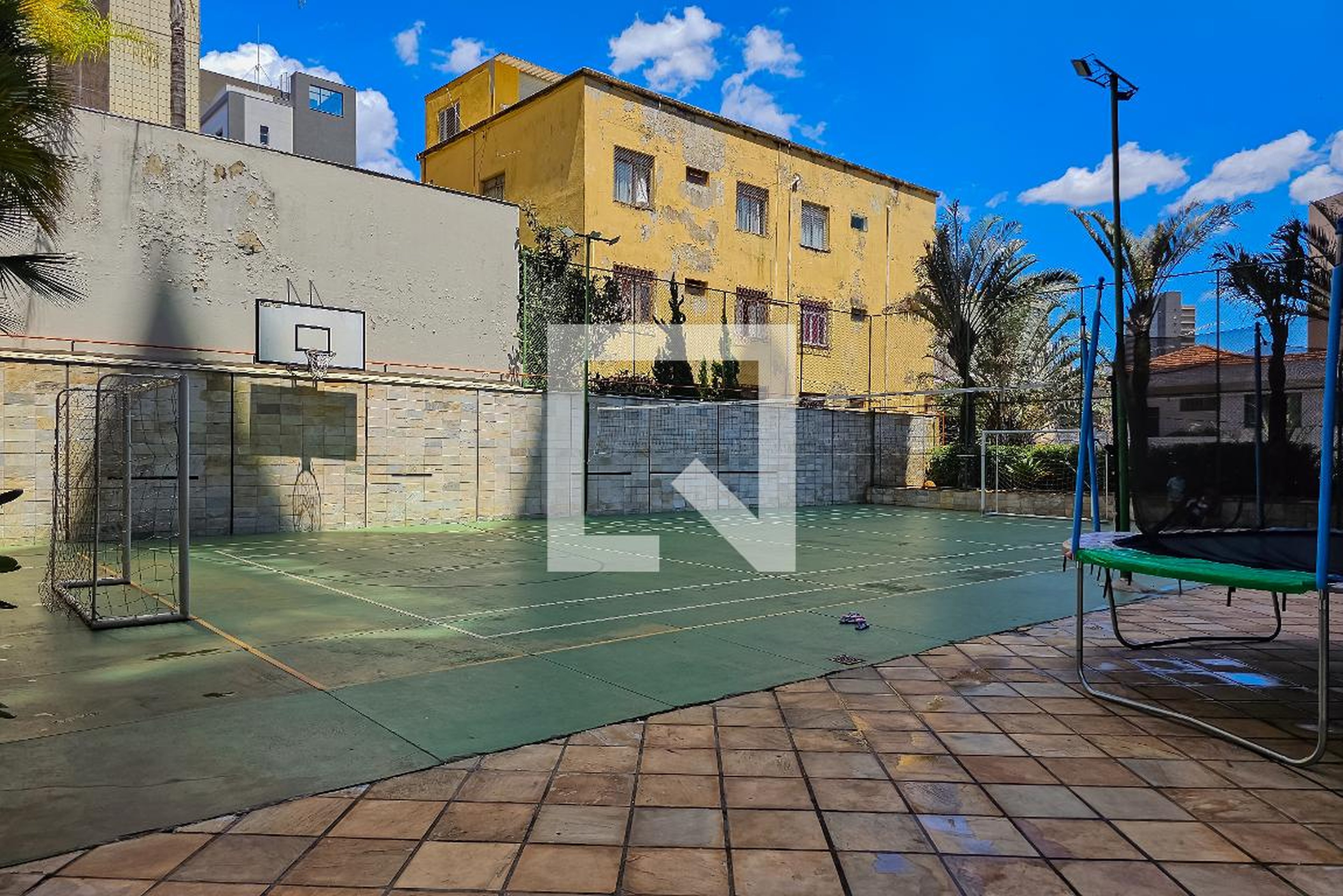 Quadra - Edifício Solar Carlos Quick