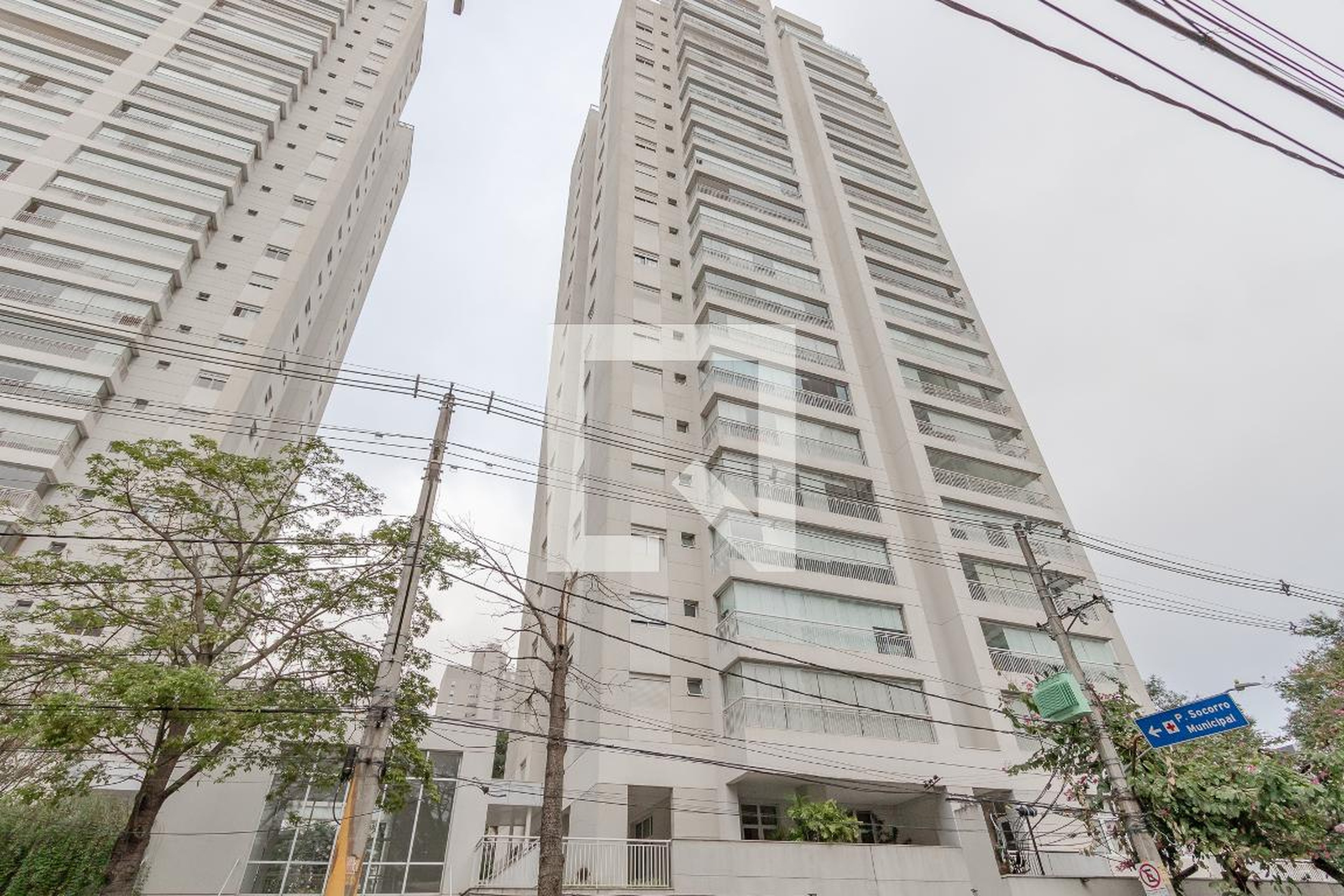 Fachada Condomínio em Rua Doutor Antônio Bento, 492