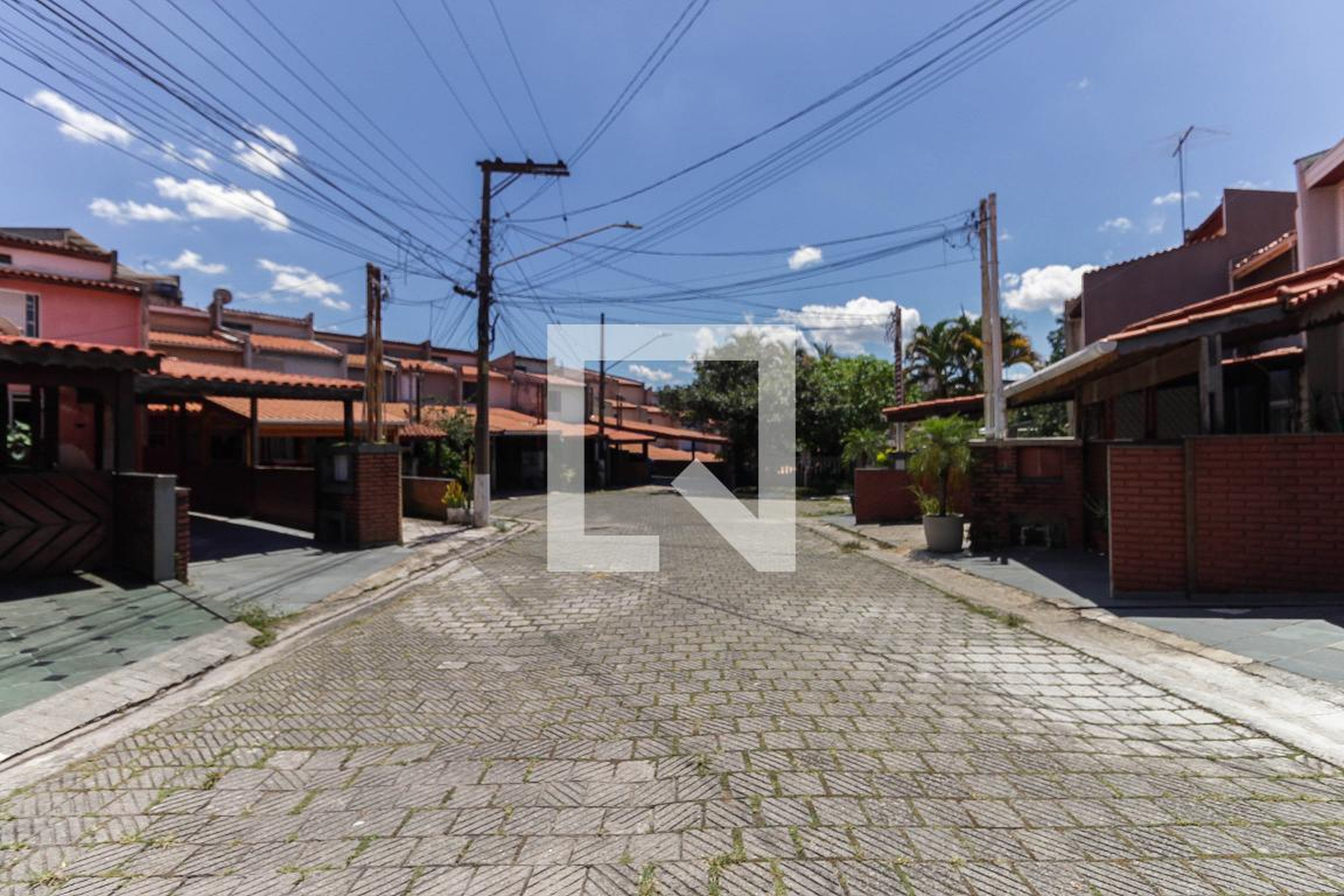 Condomínio - Residencial Parque do Carmo