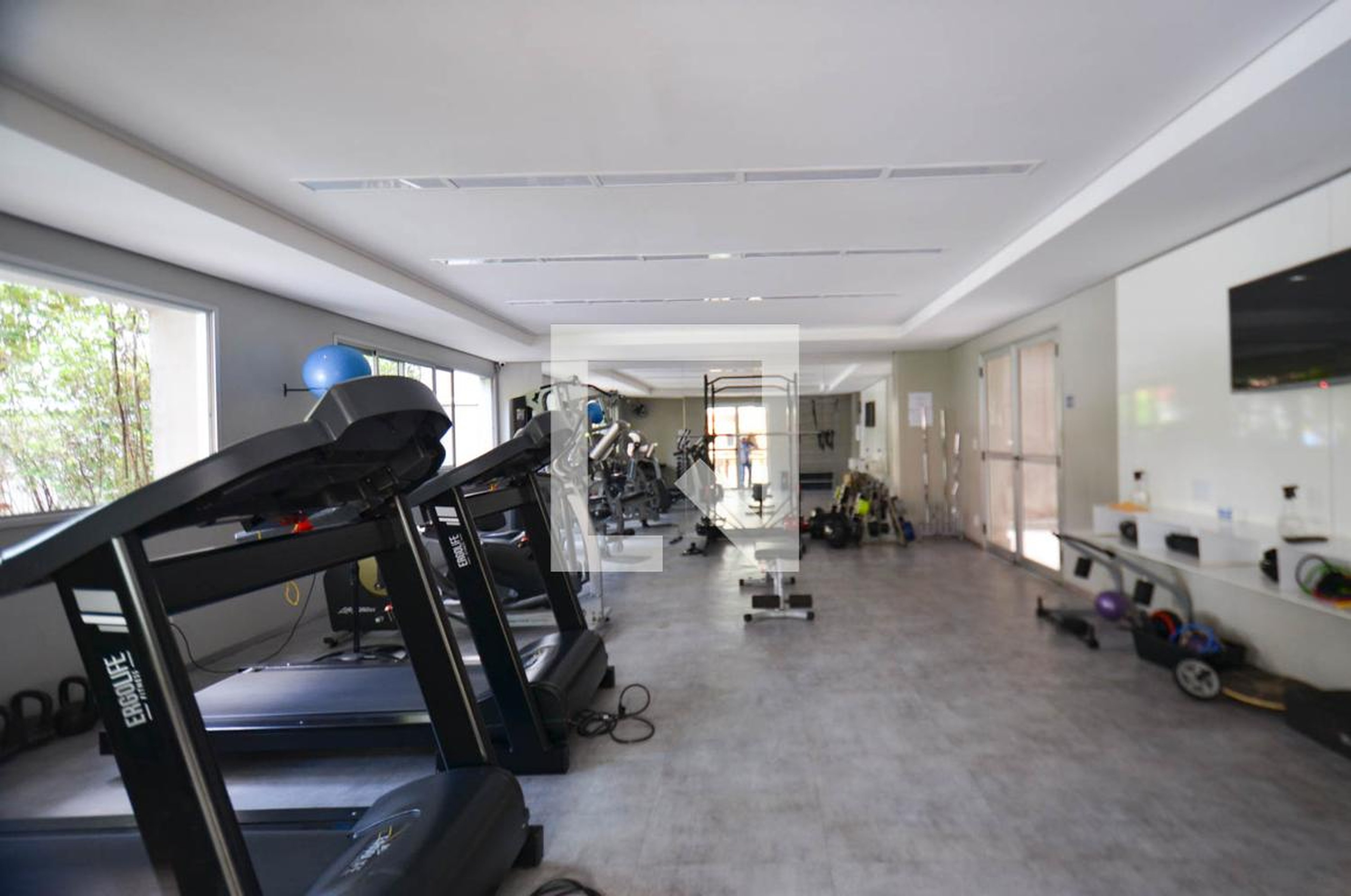 Academia - Edifício Autentico