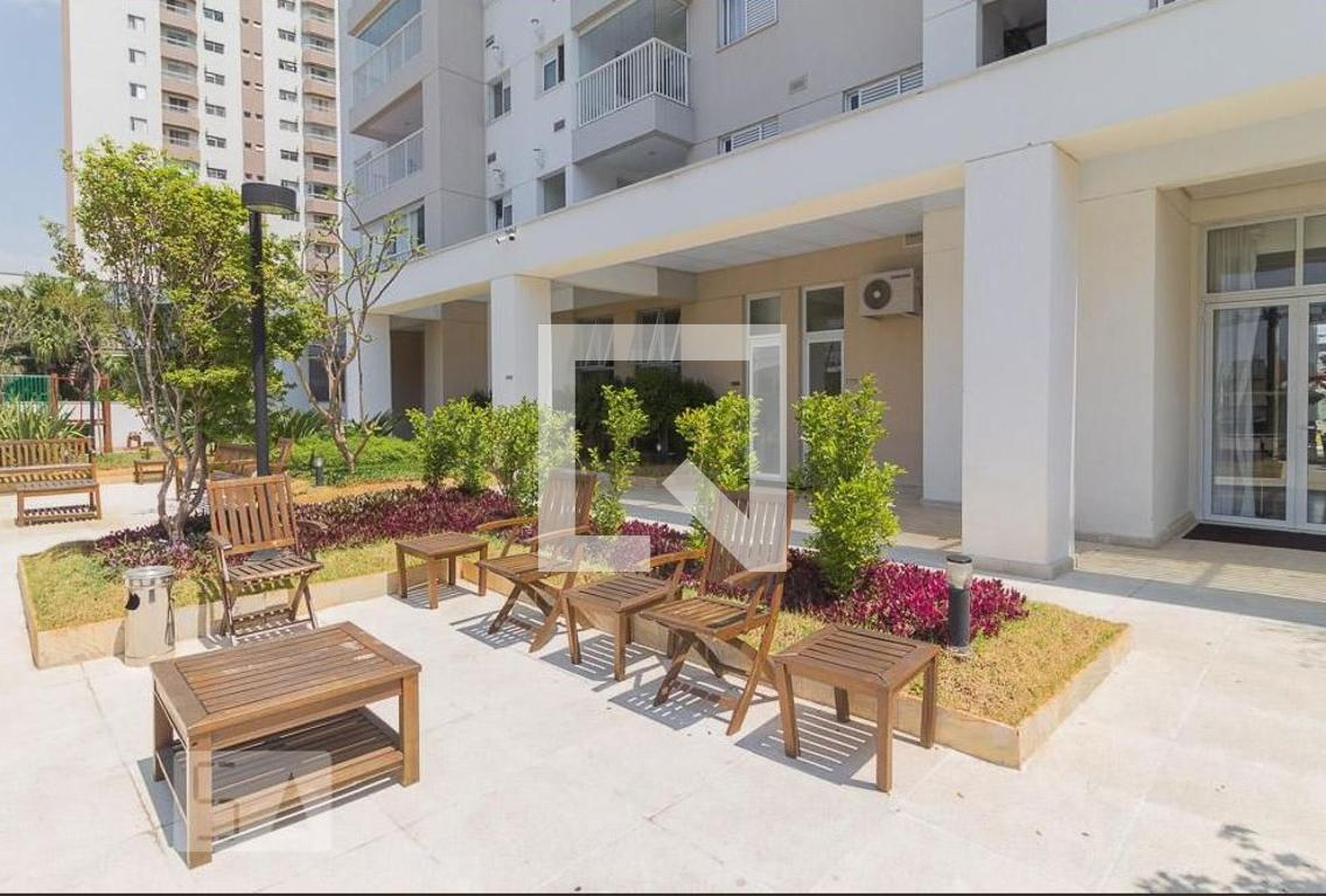 Hall - The Gardens Spring