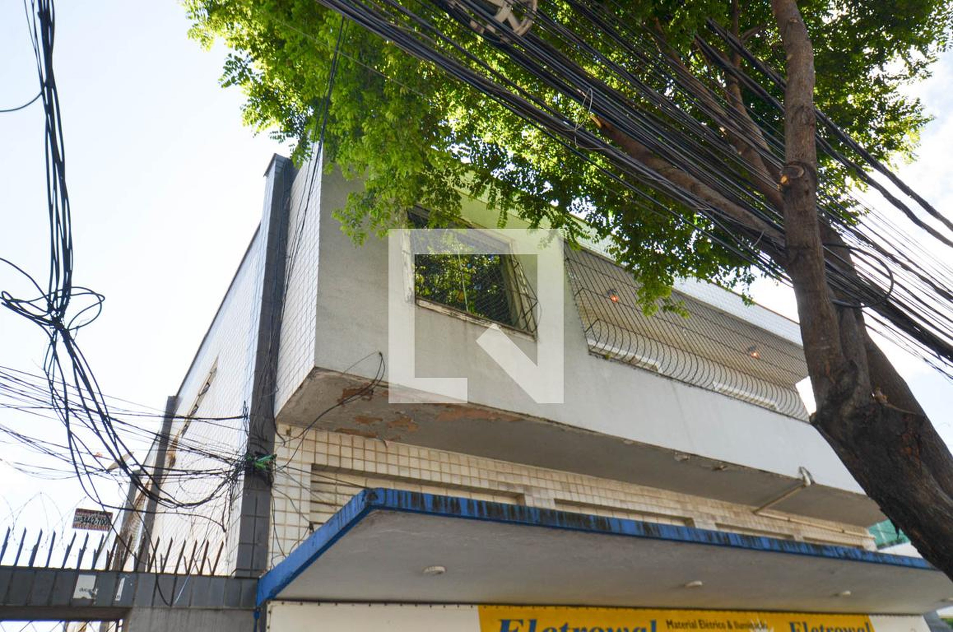 Fachada Condomínio em Avenida do Contorno, 2051