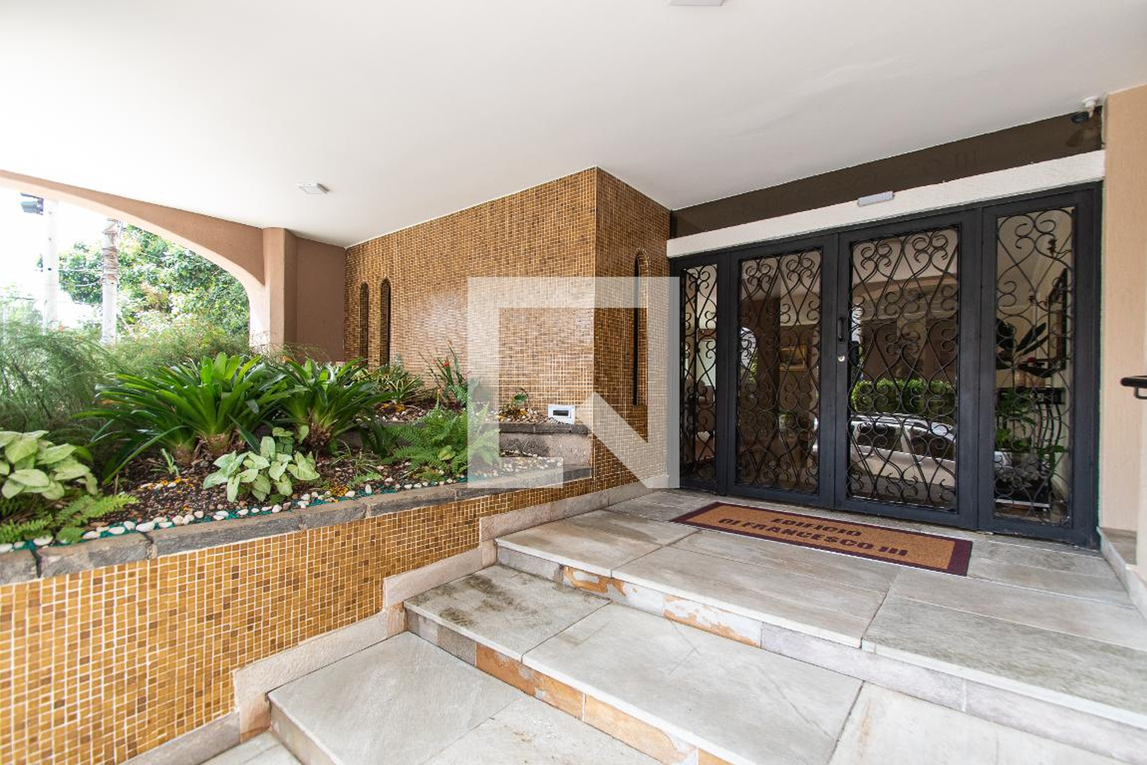 Entrada - Di Francesco III